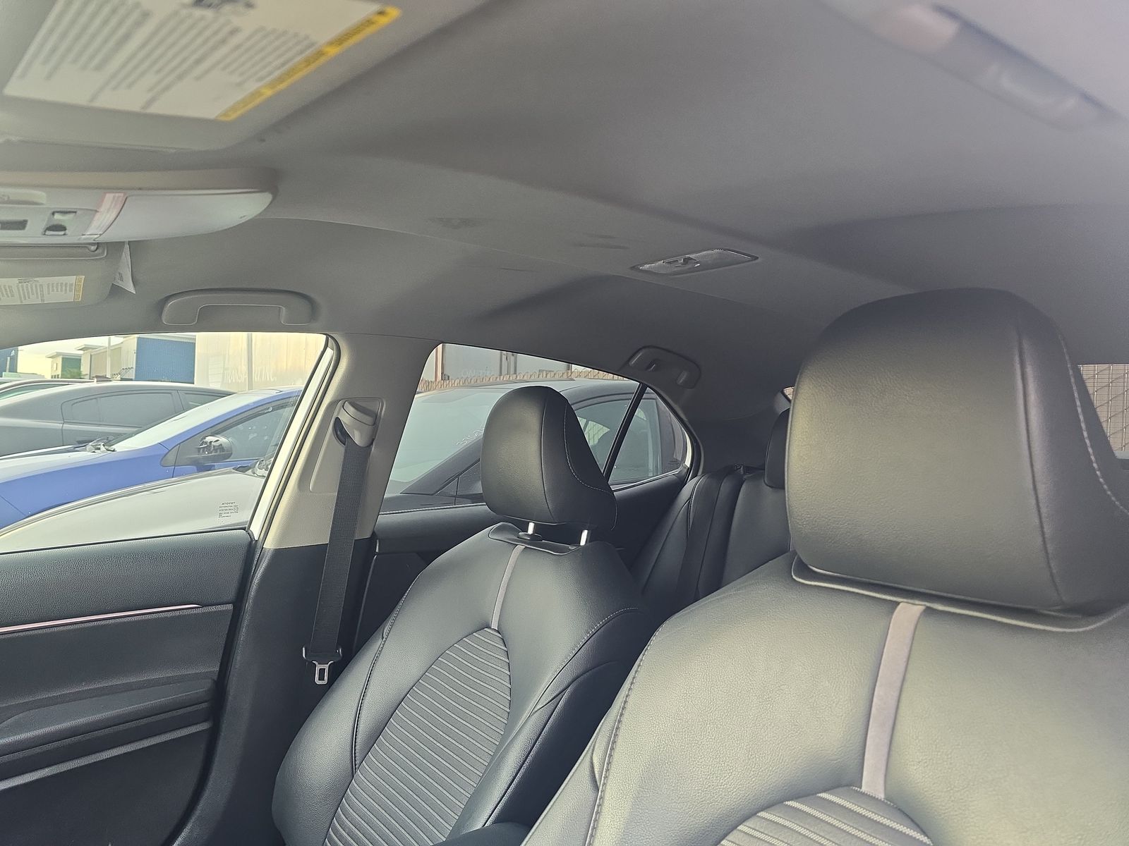 2019 Toyota Camry SE FWD