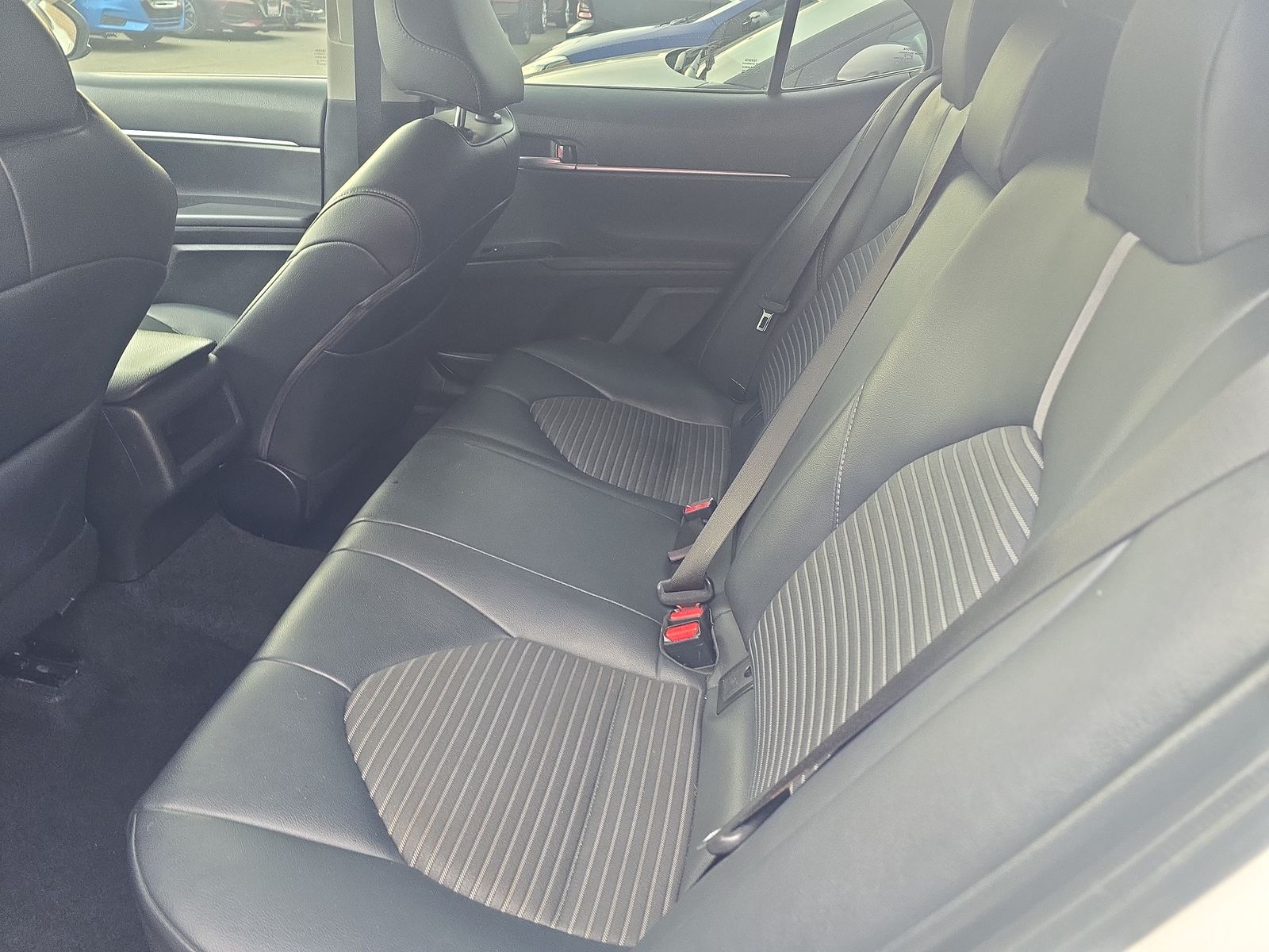 2019 Toyota Camry SE FWD