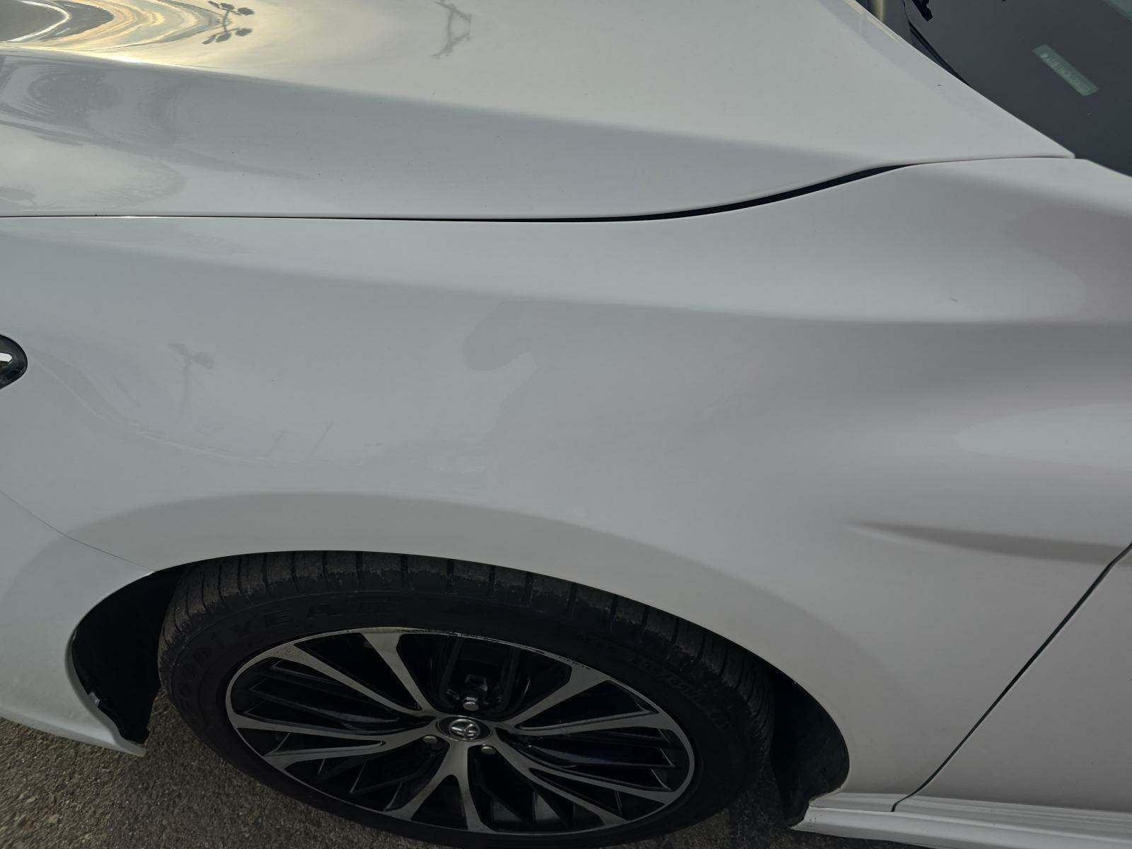 2019 Toyota Camry SE FWD