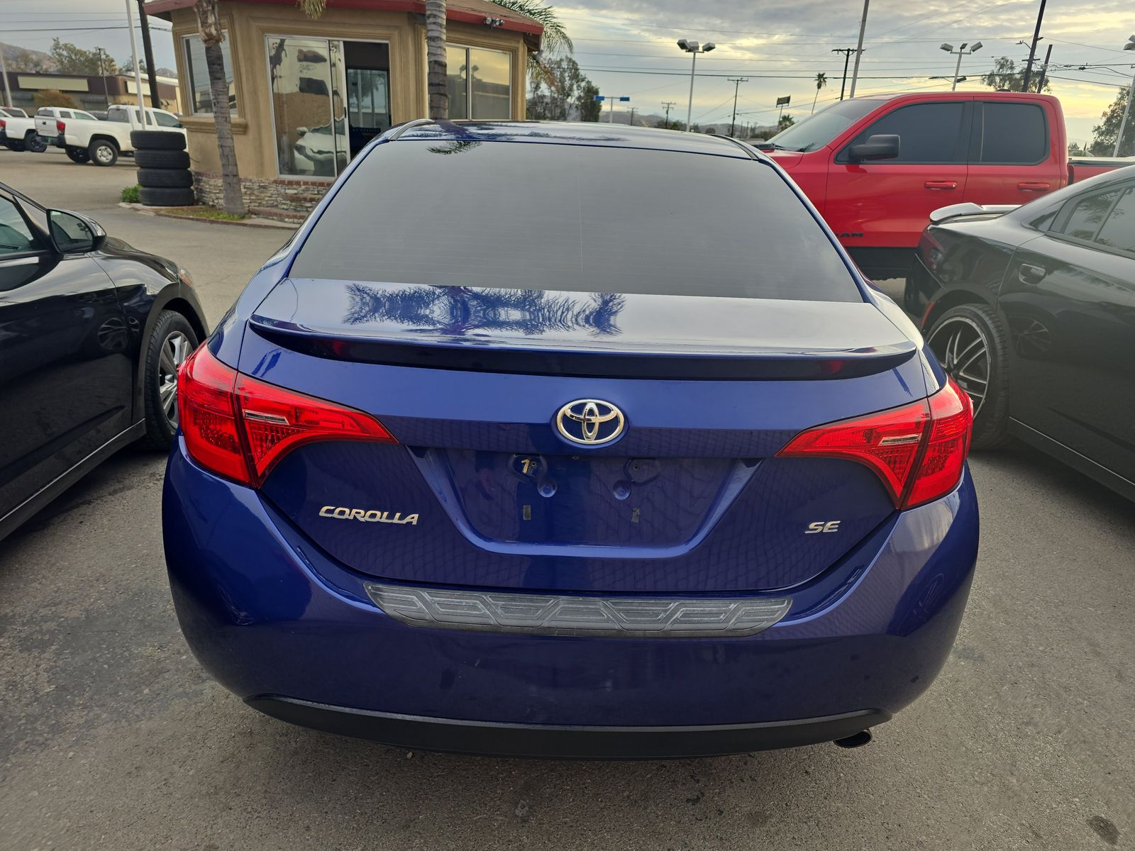 2019 Toyota Corolla SE FWD