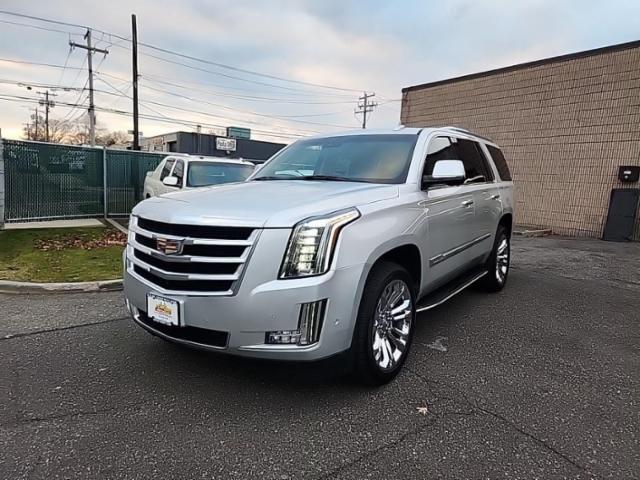 2020 Cadillac Escalade Luxury 1SB