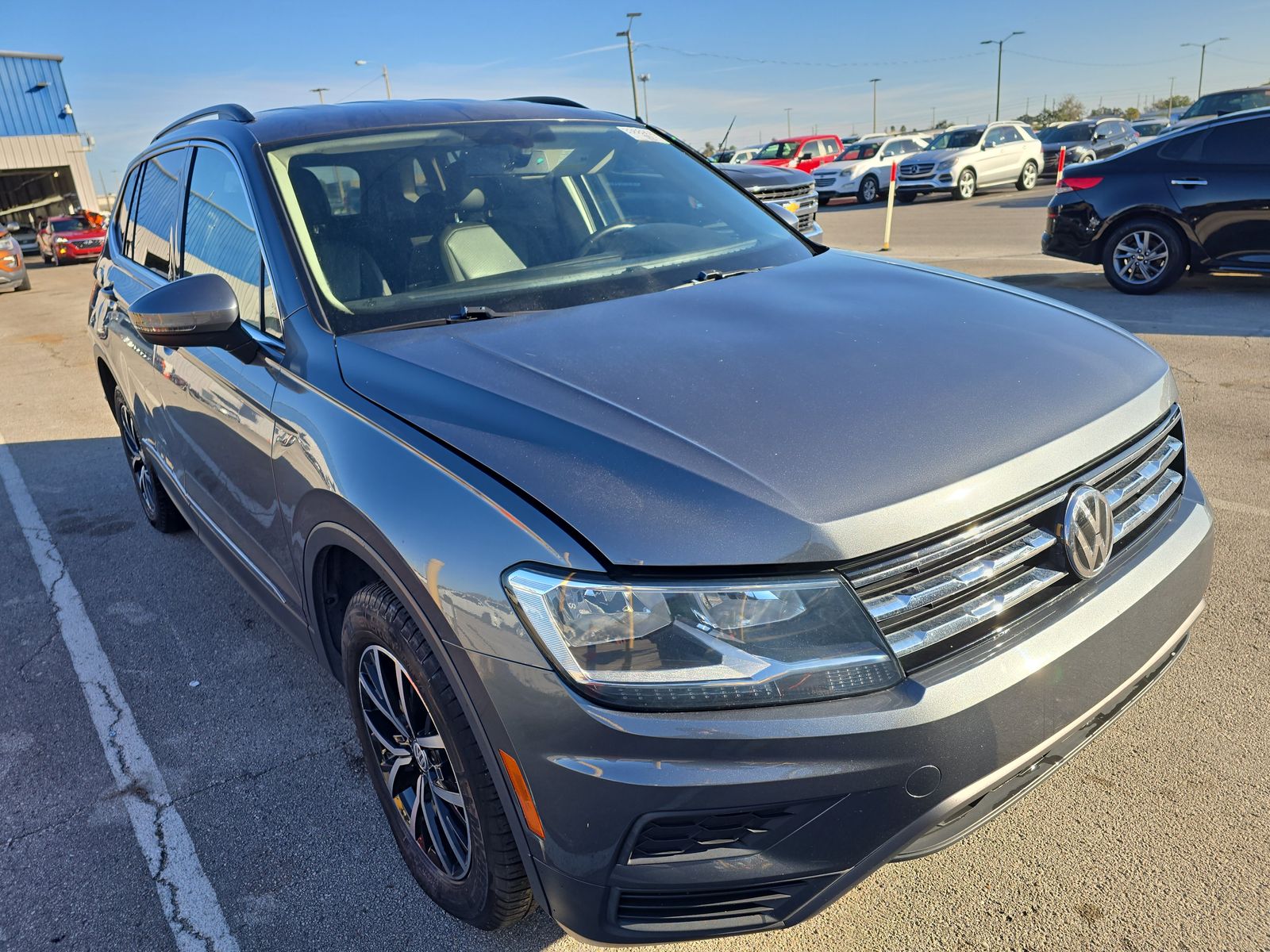 2021 Volkswagen Tiguan 2.0T SE FWD