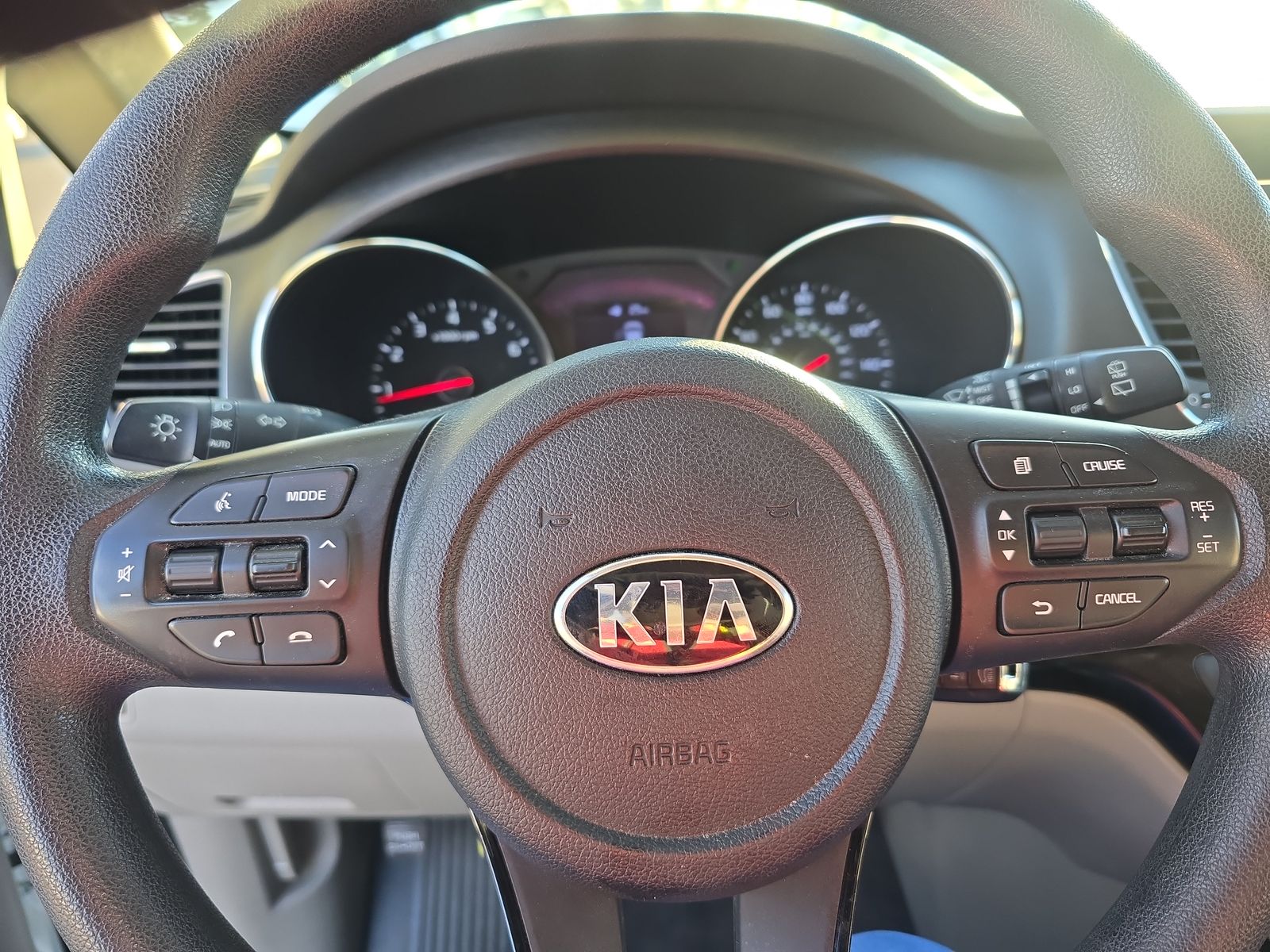 2019 Kia Sedona LX FWD