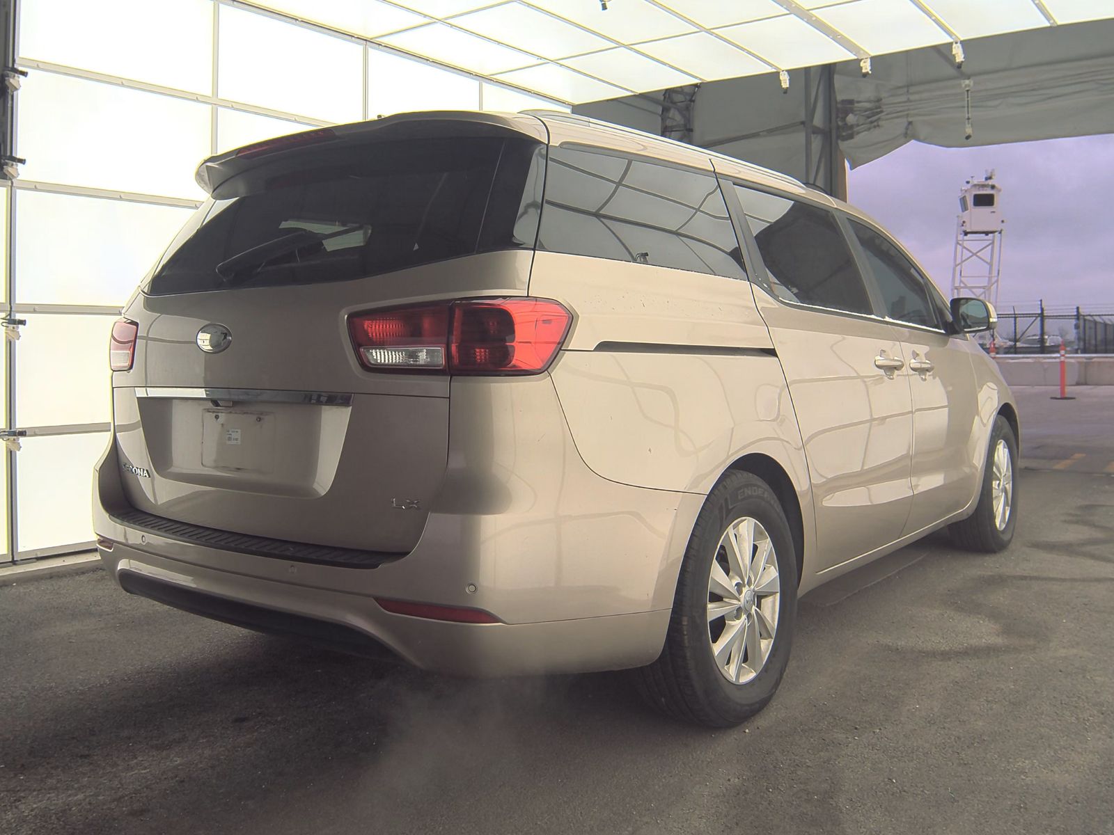 2015 Kia Sedona LX FWD