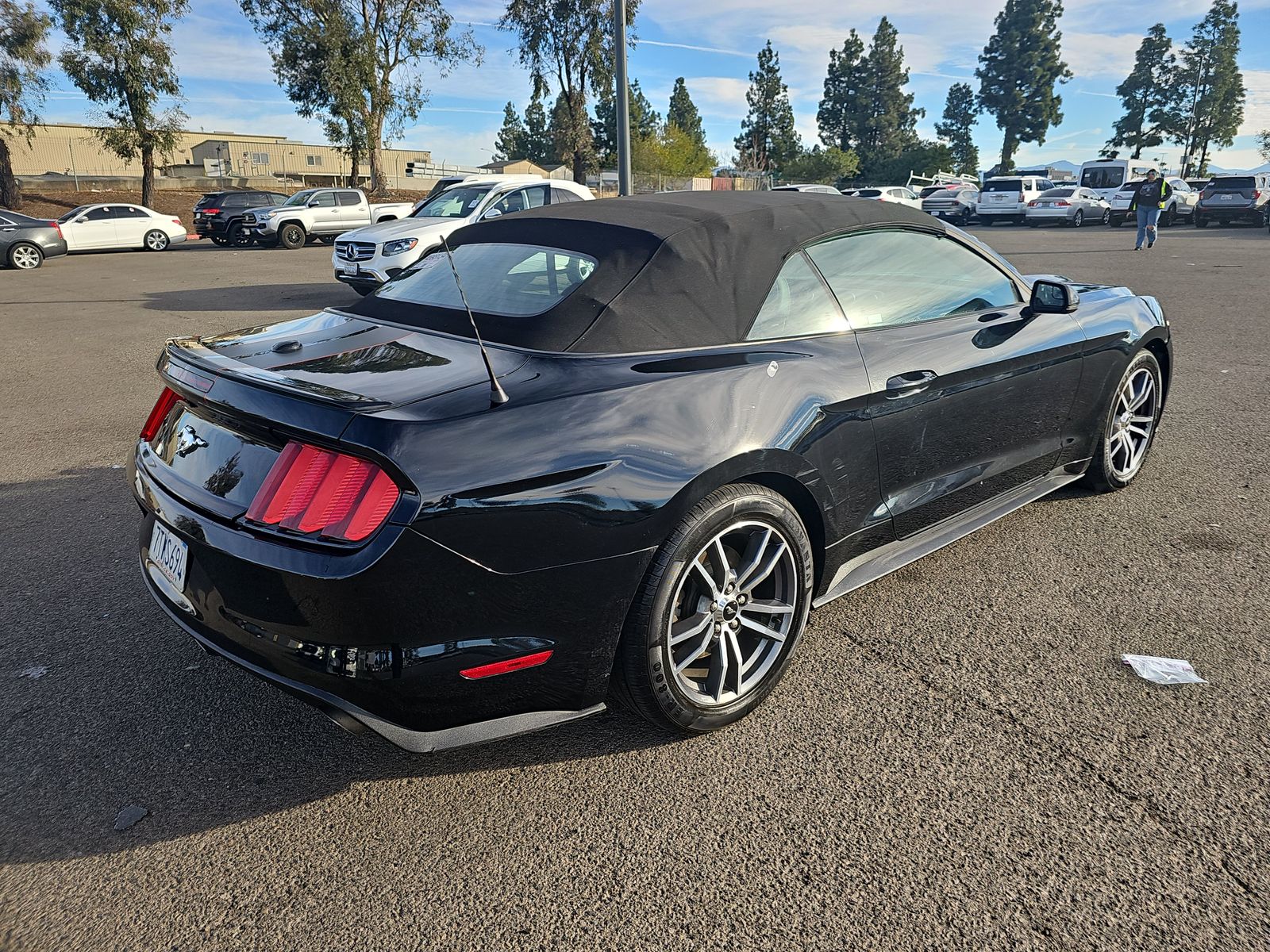 2017 Ford Mustang EcoBoost Premium RWD