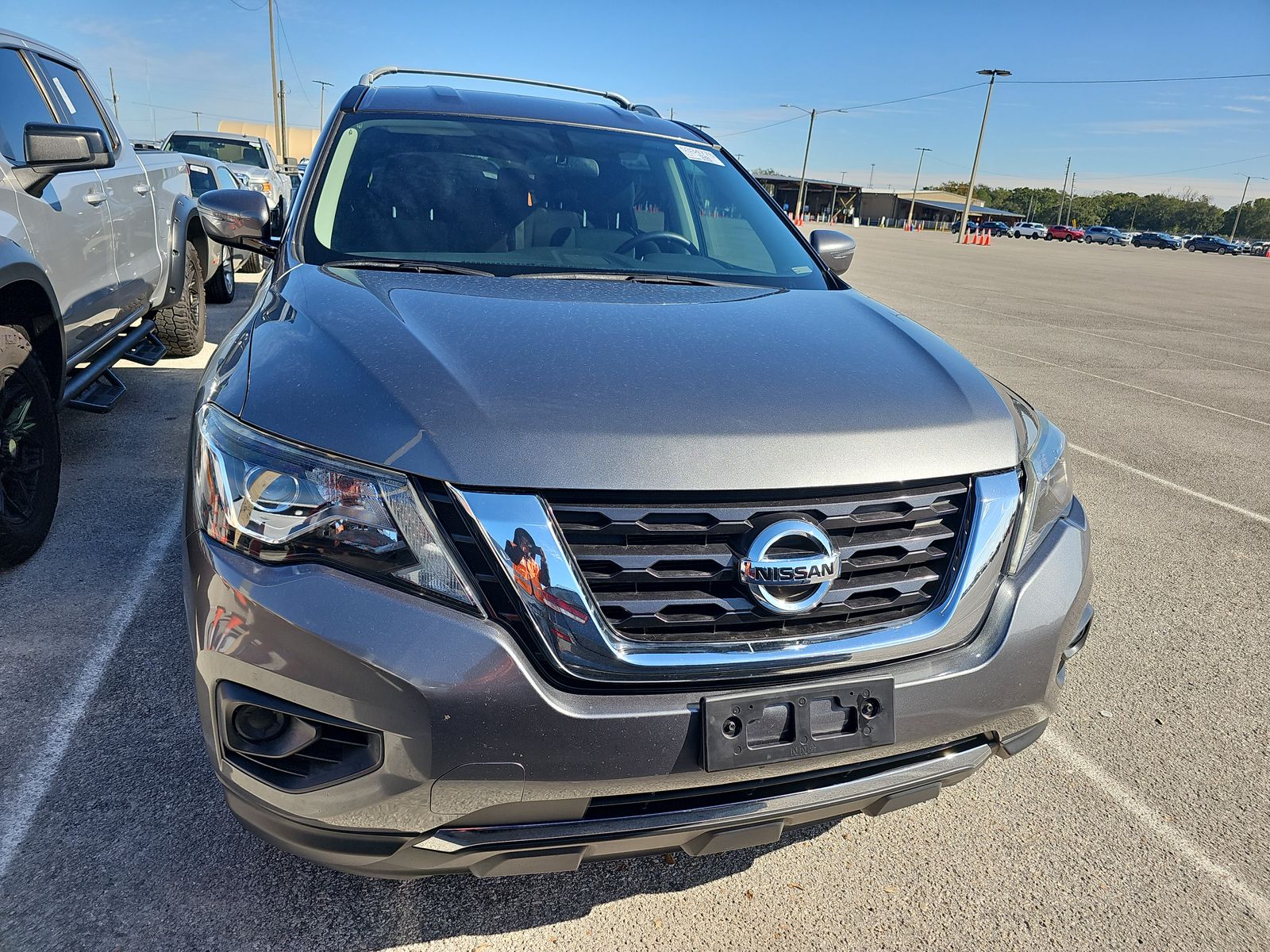 2020 Nissan Pathfinder S FWD