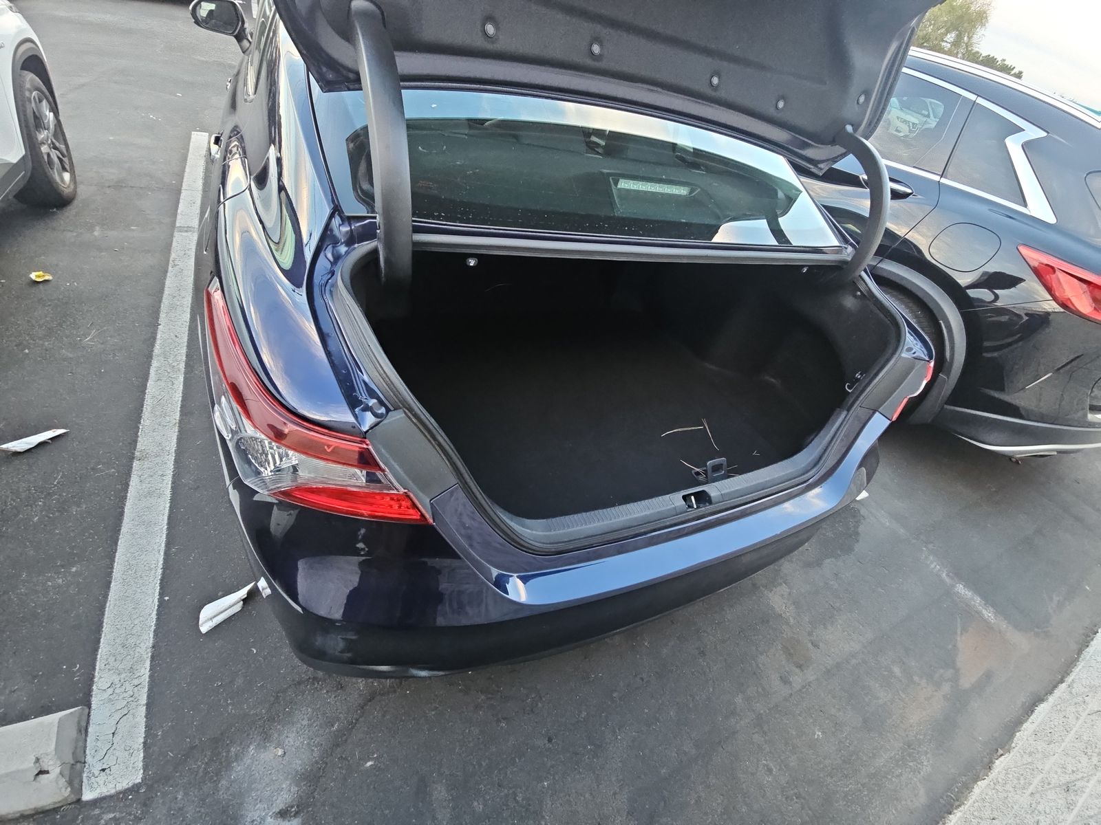 2022 Toyota Camry LE FWD