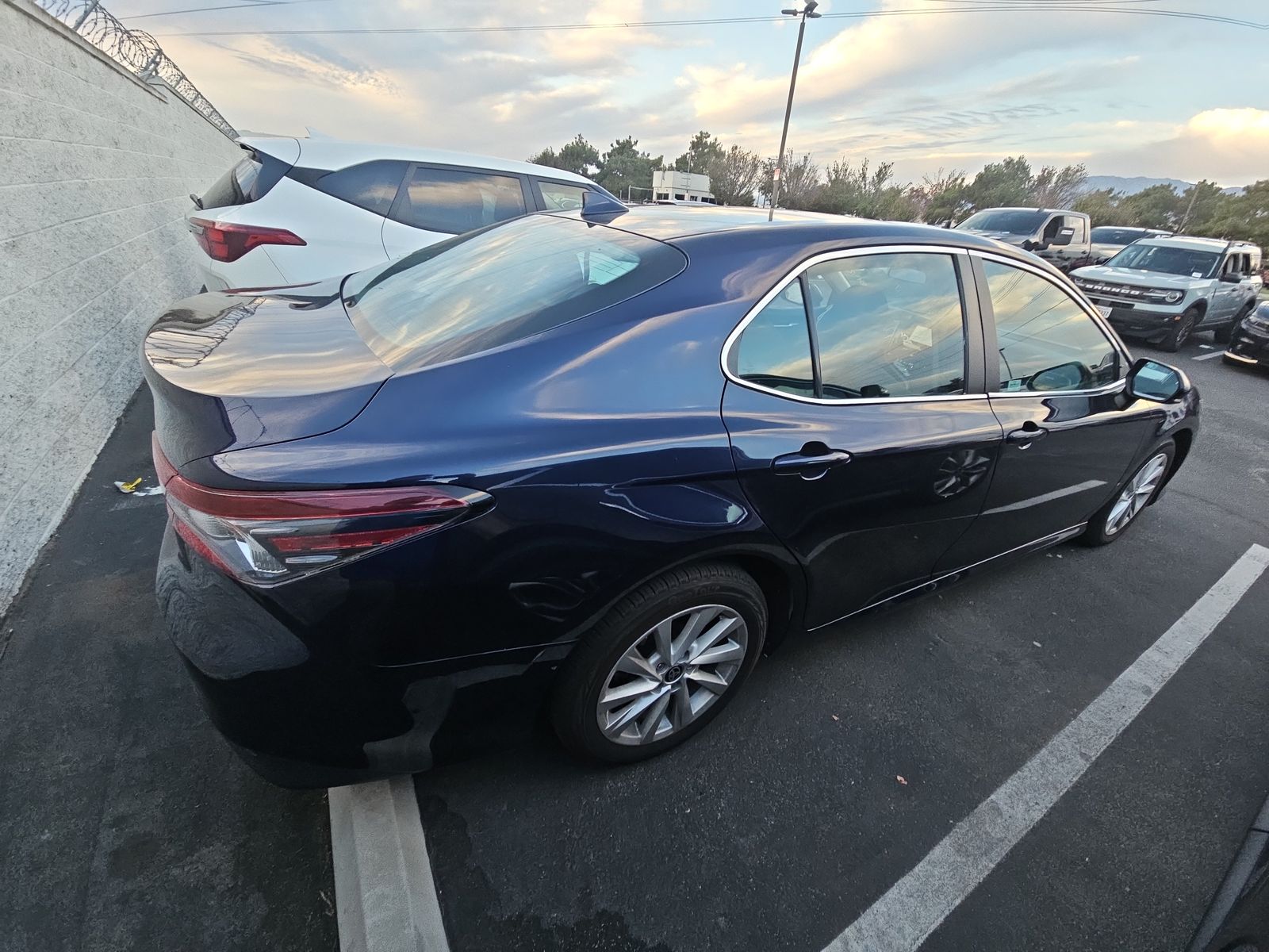2022 Toyota Camry LE FWD