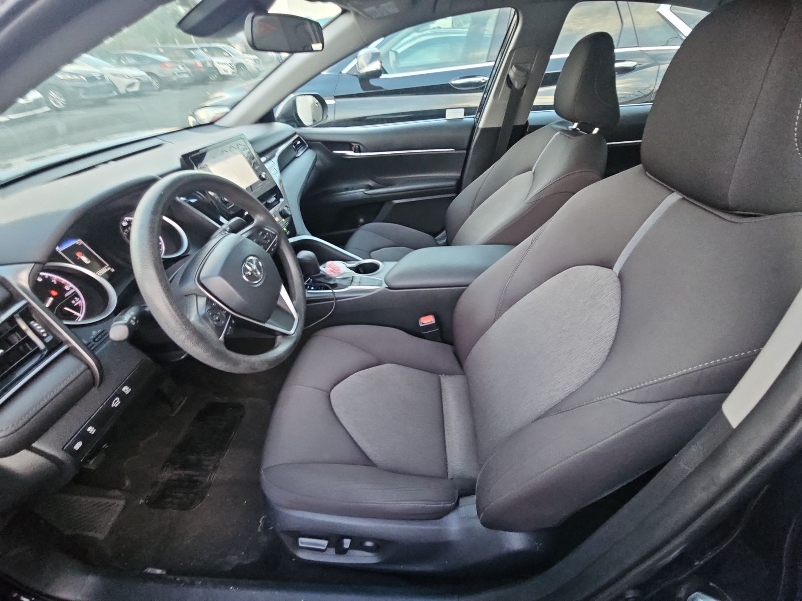 2022 Toyota Camry LE FWD