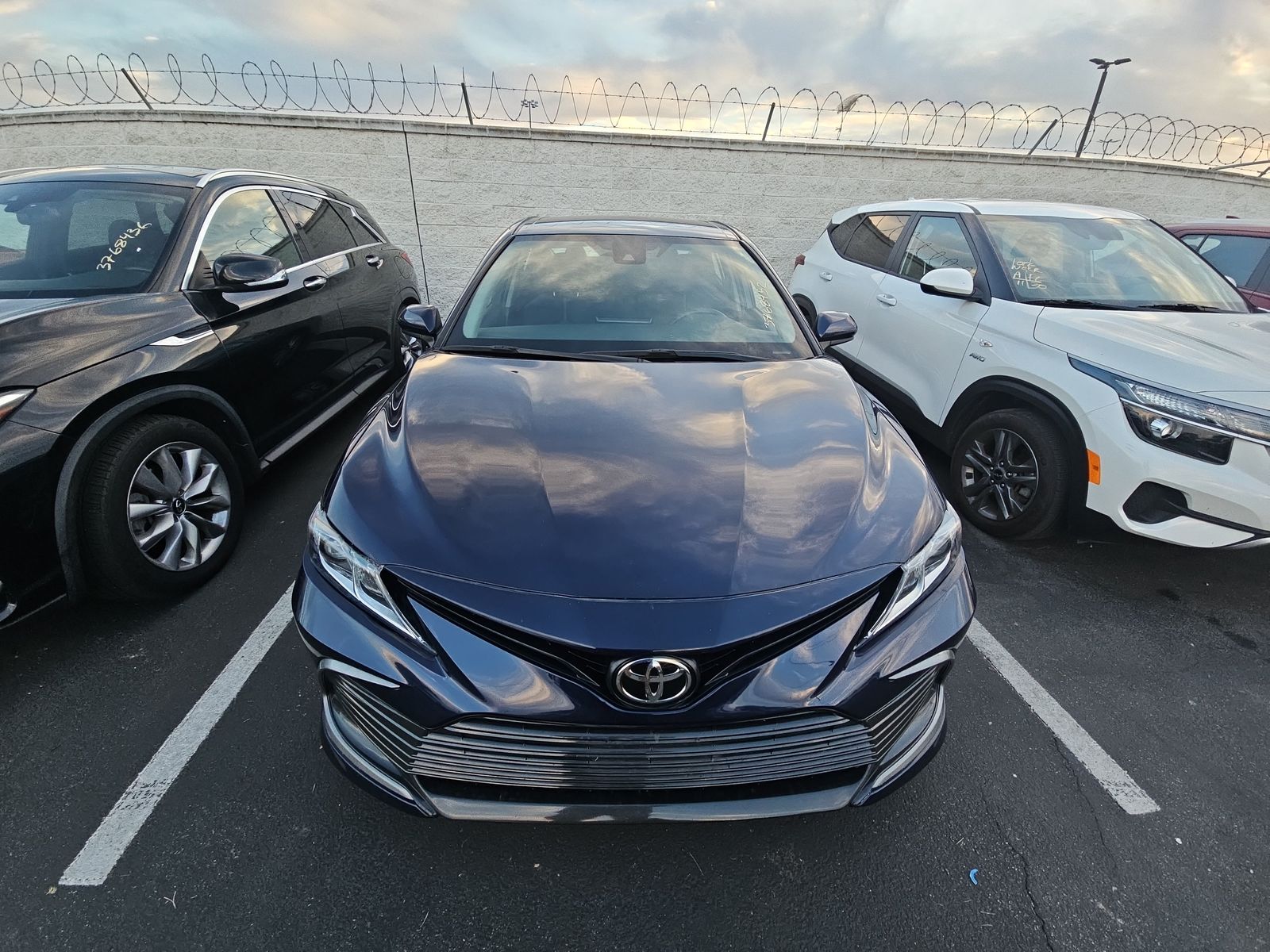 2022 Toyota Camry LE FWD