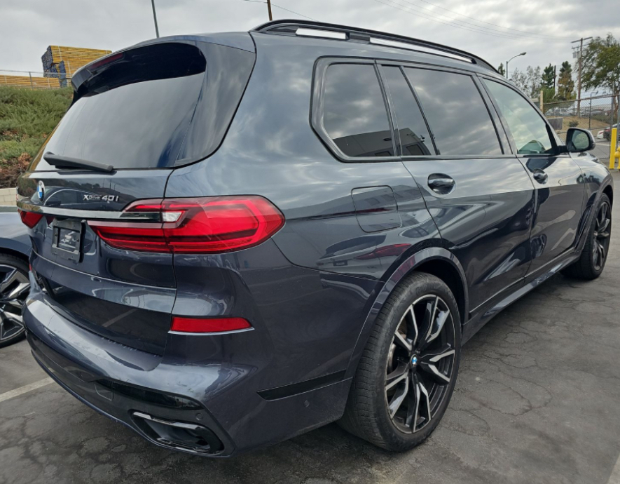 2022 BMW X7 Sports Activity Vehicle xDrive40i M SPORT LINE