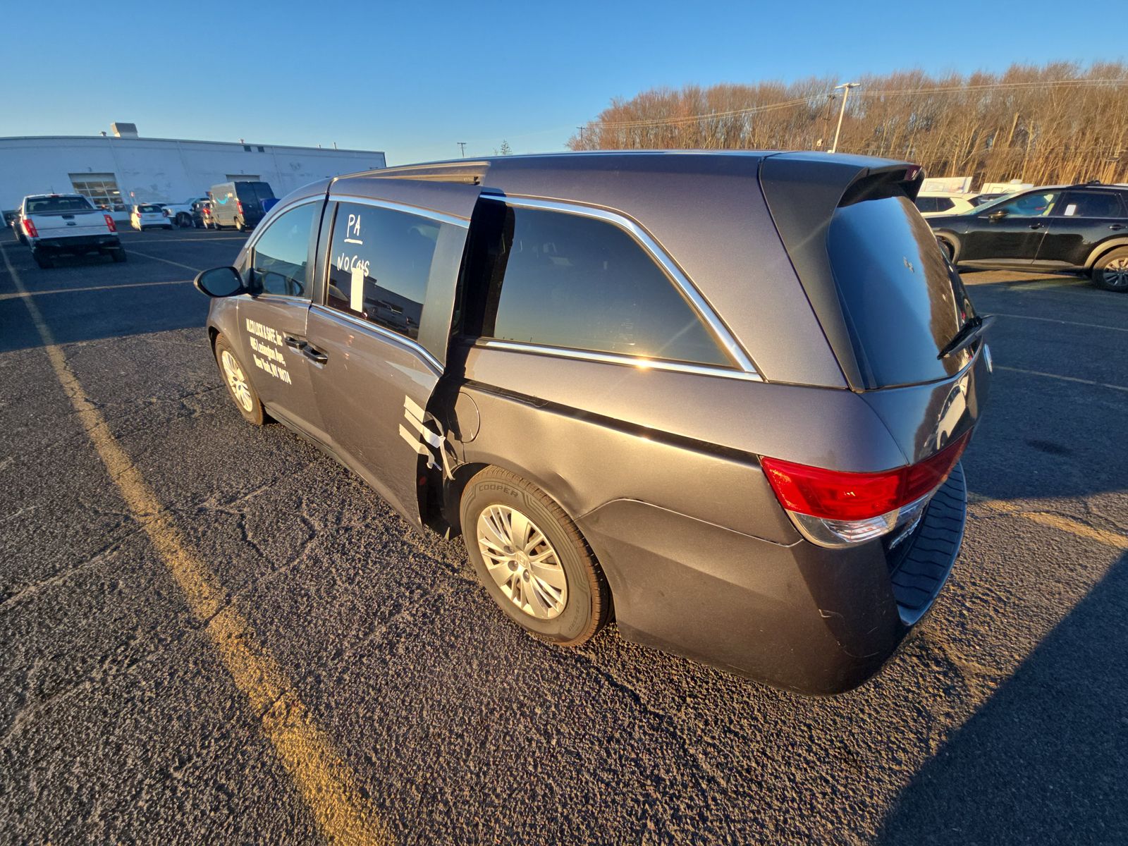 2016 Honda Odyssey LX FWD