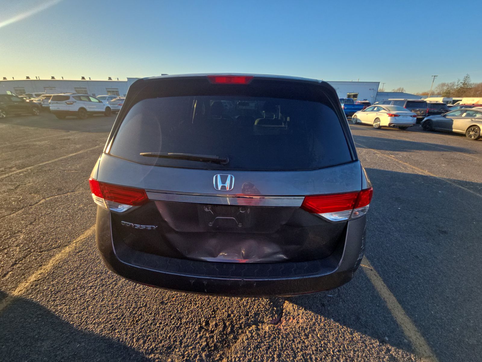 2016 Honda Odyssey LX FWD