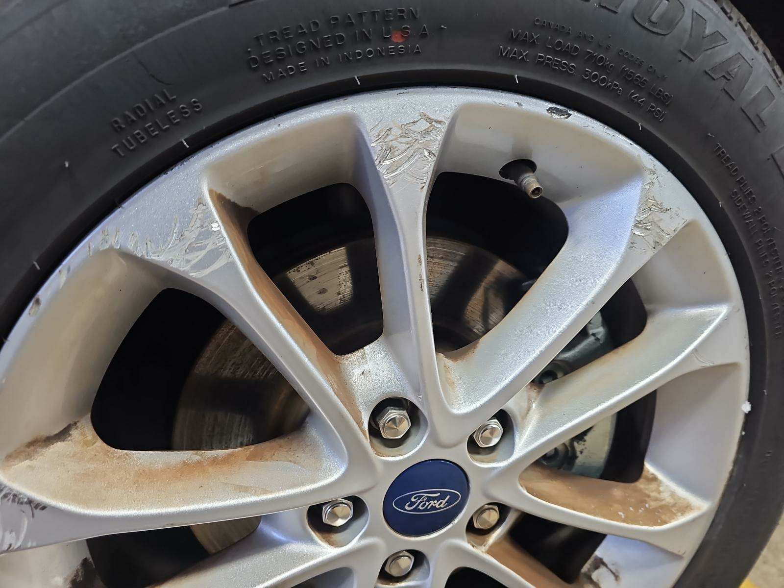 2020 Ford Fusion SE FWD