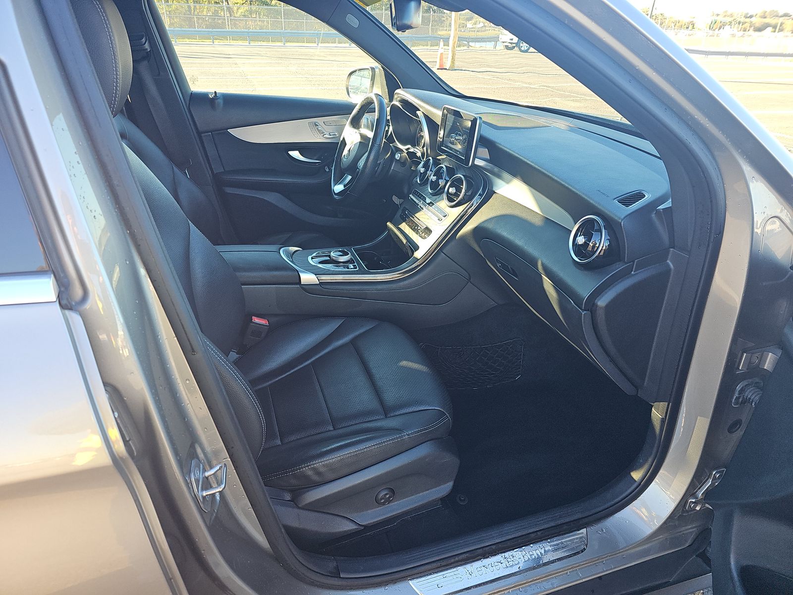 2019 Mercedes-Benz GLC GLC 300 AWD