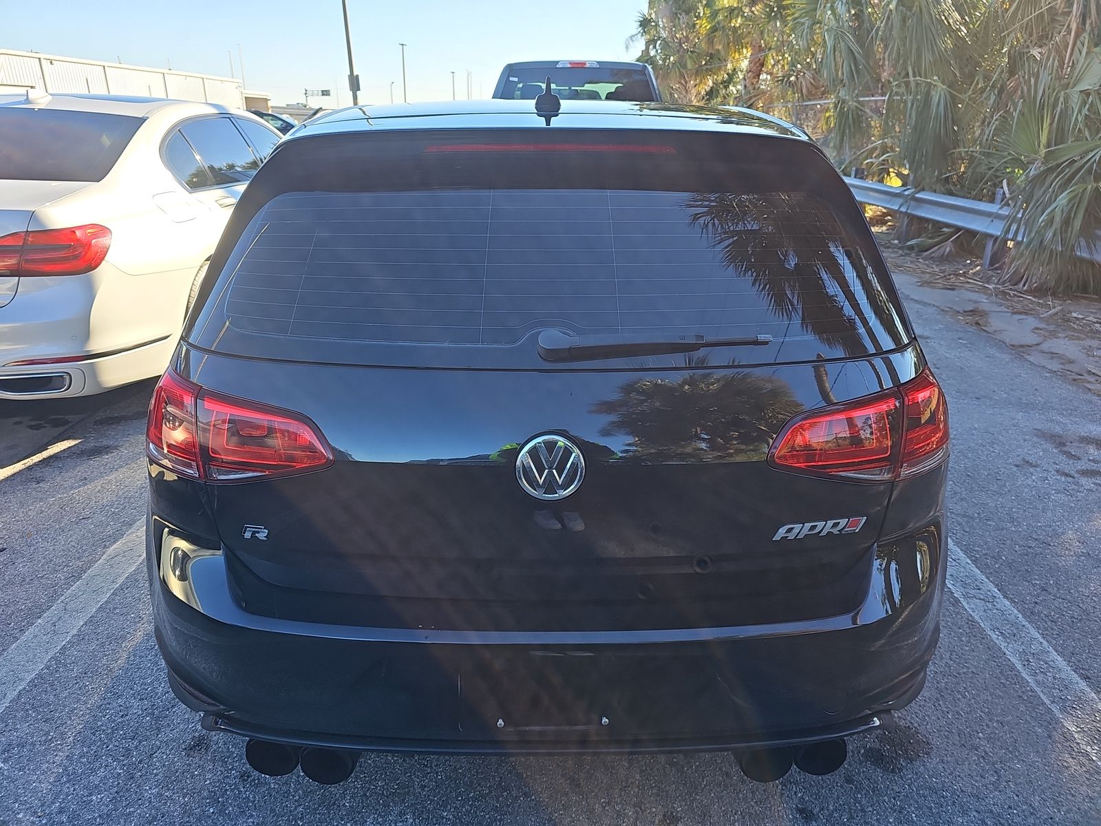 2016 Volkswagen Golf R 2.0T AWD