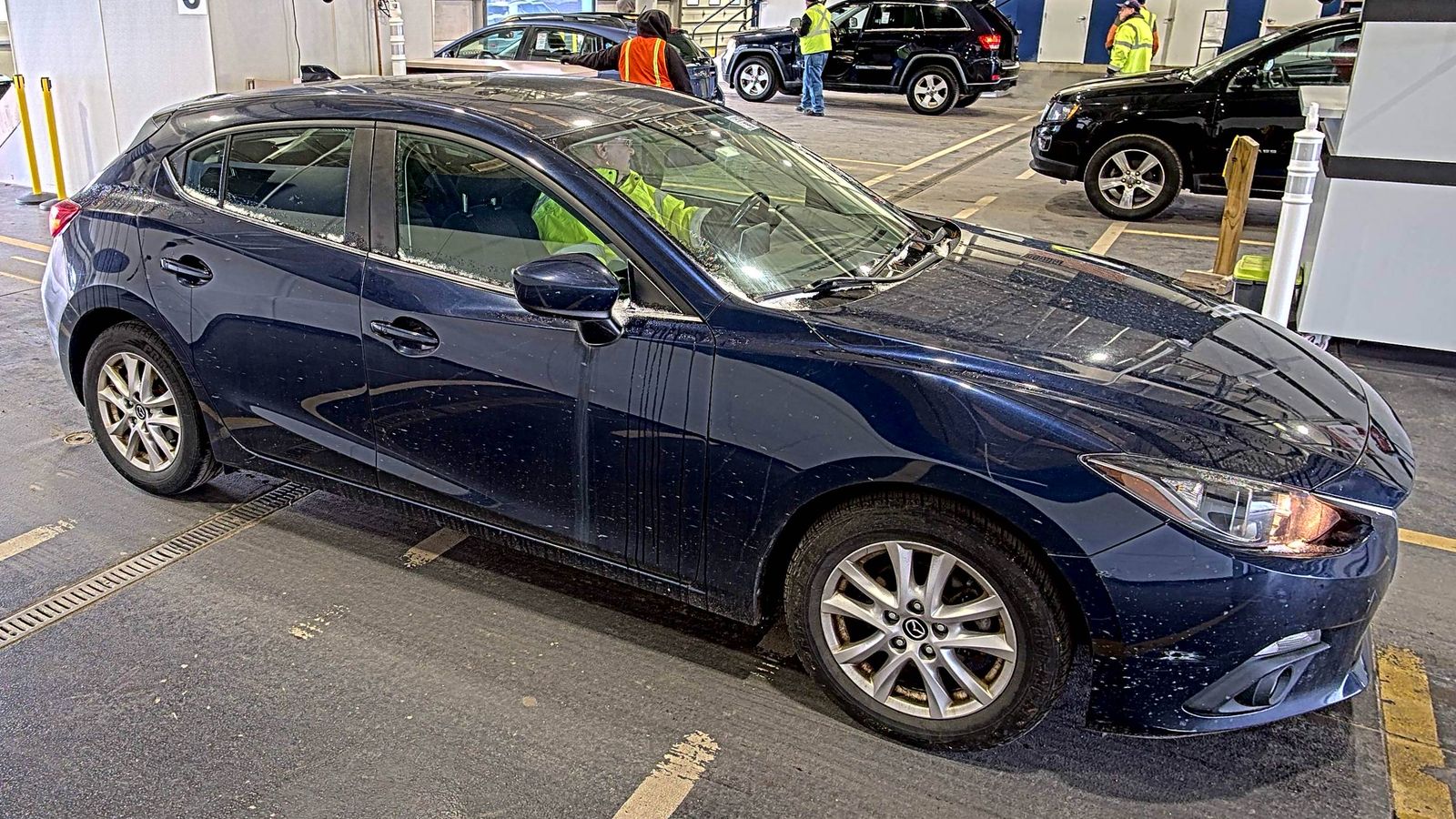 2015 MAZDA MAZDA3 i Touring FWD