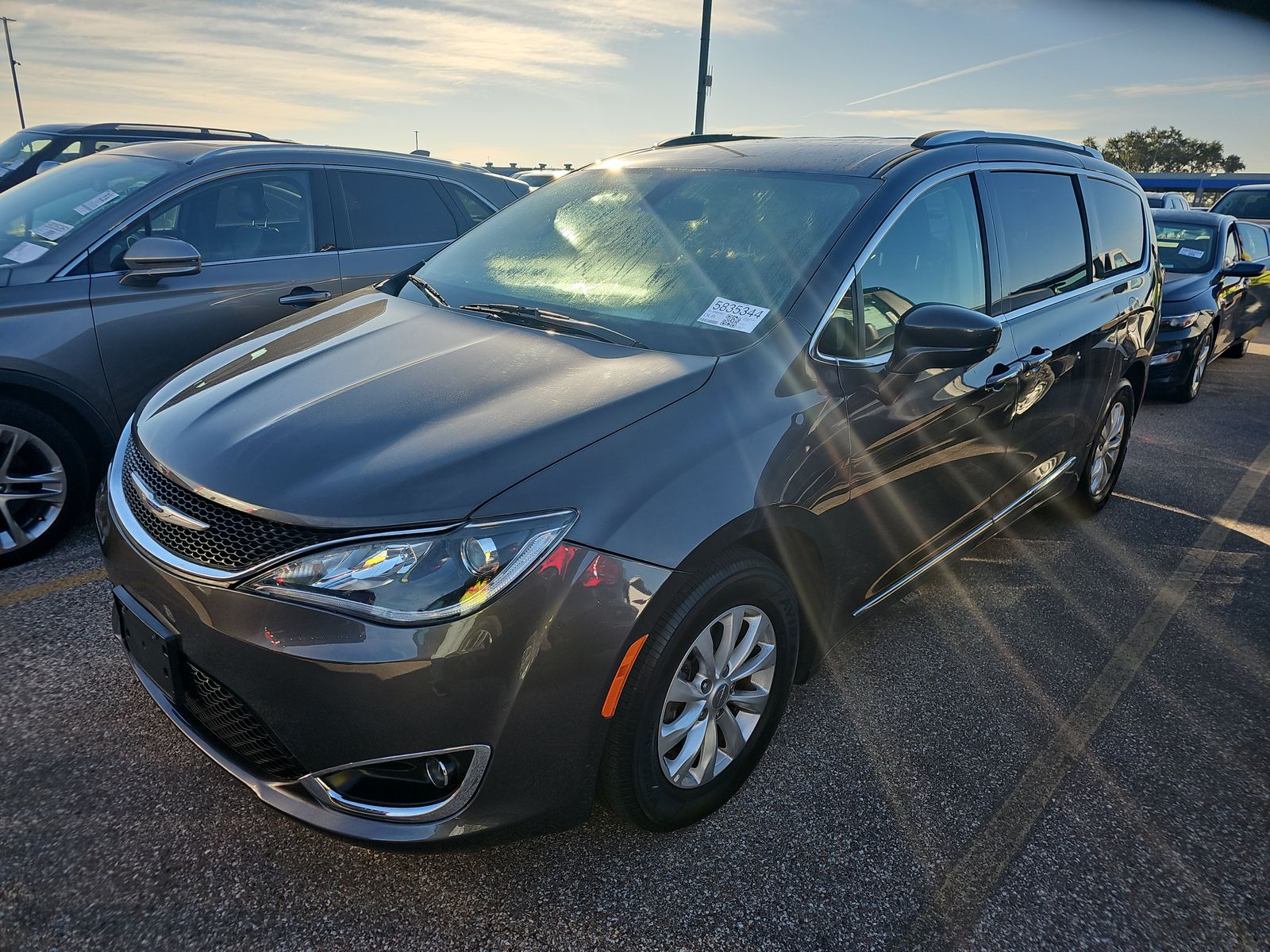 2019 Chrysler Pacifica Touring L FWD