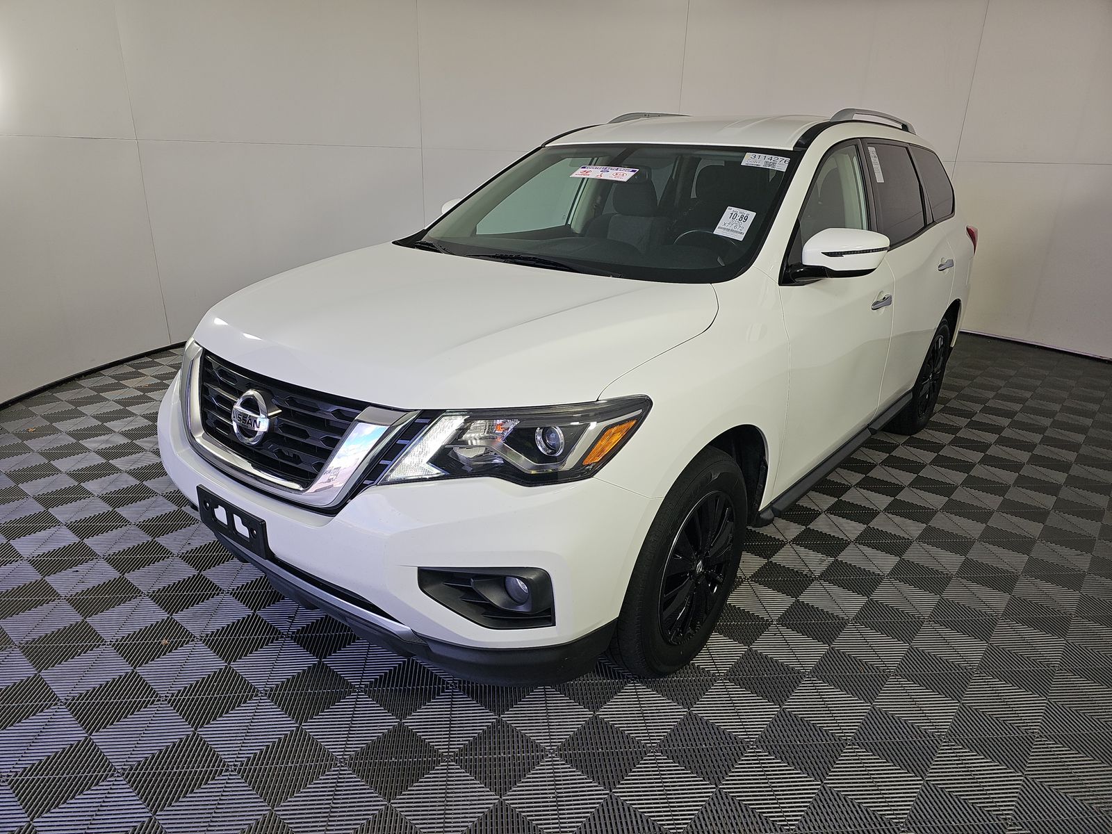 2020 Nissan Pathfinder SV