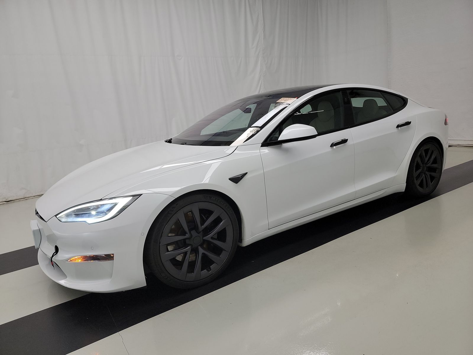 2021 Tesla Model S Plaid