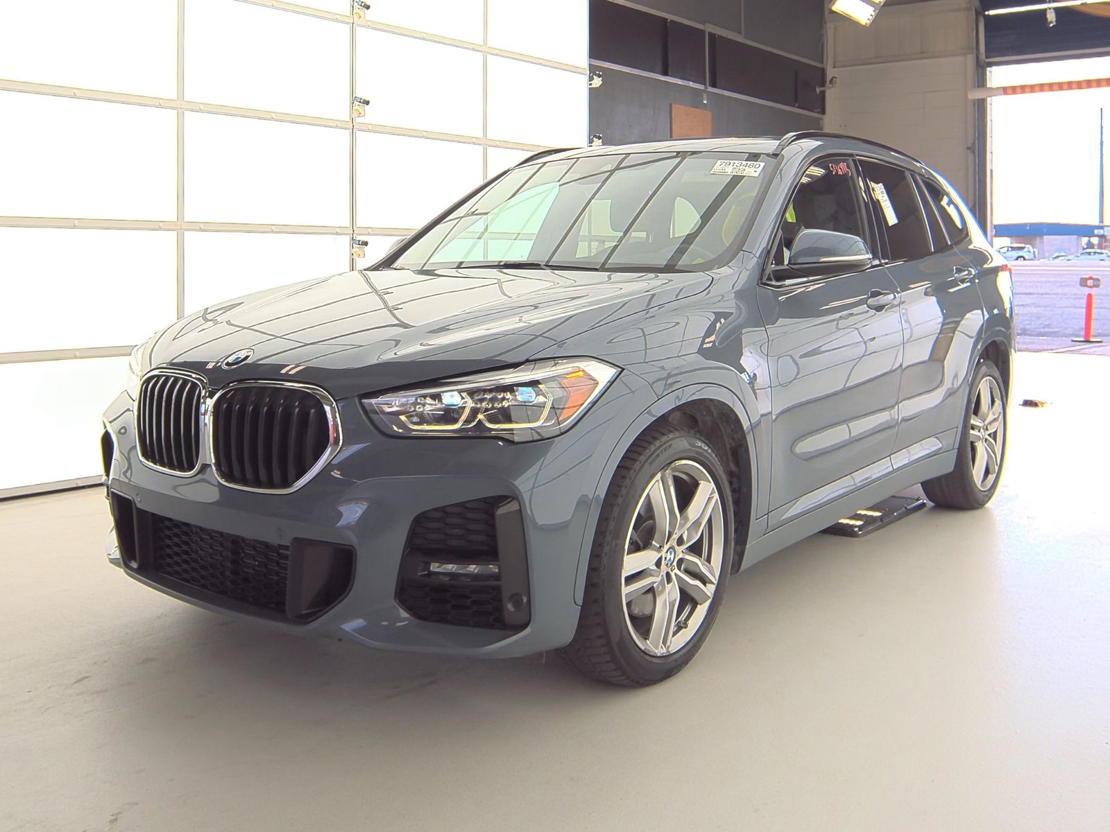 2020 BMW X1 xDrive28i M SPORT LINE