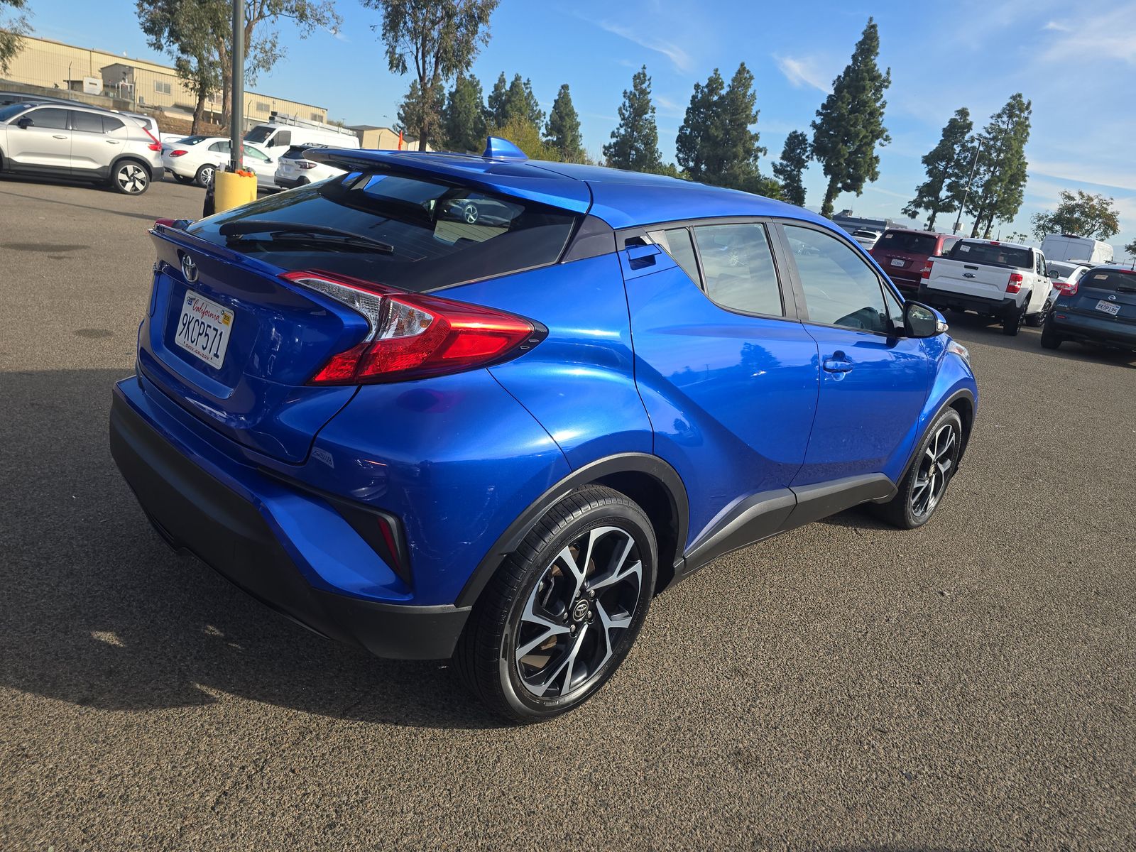 2021 Toyota C-HR XLE FWD