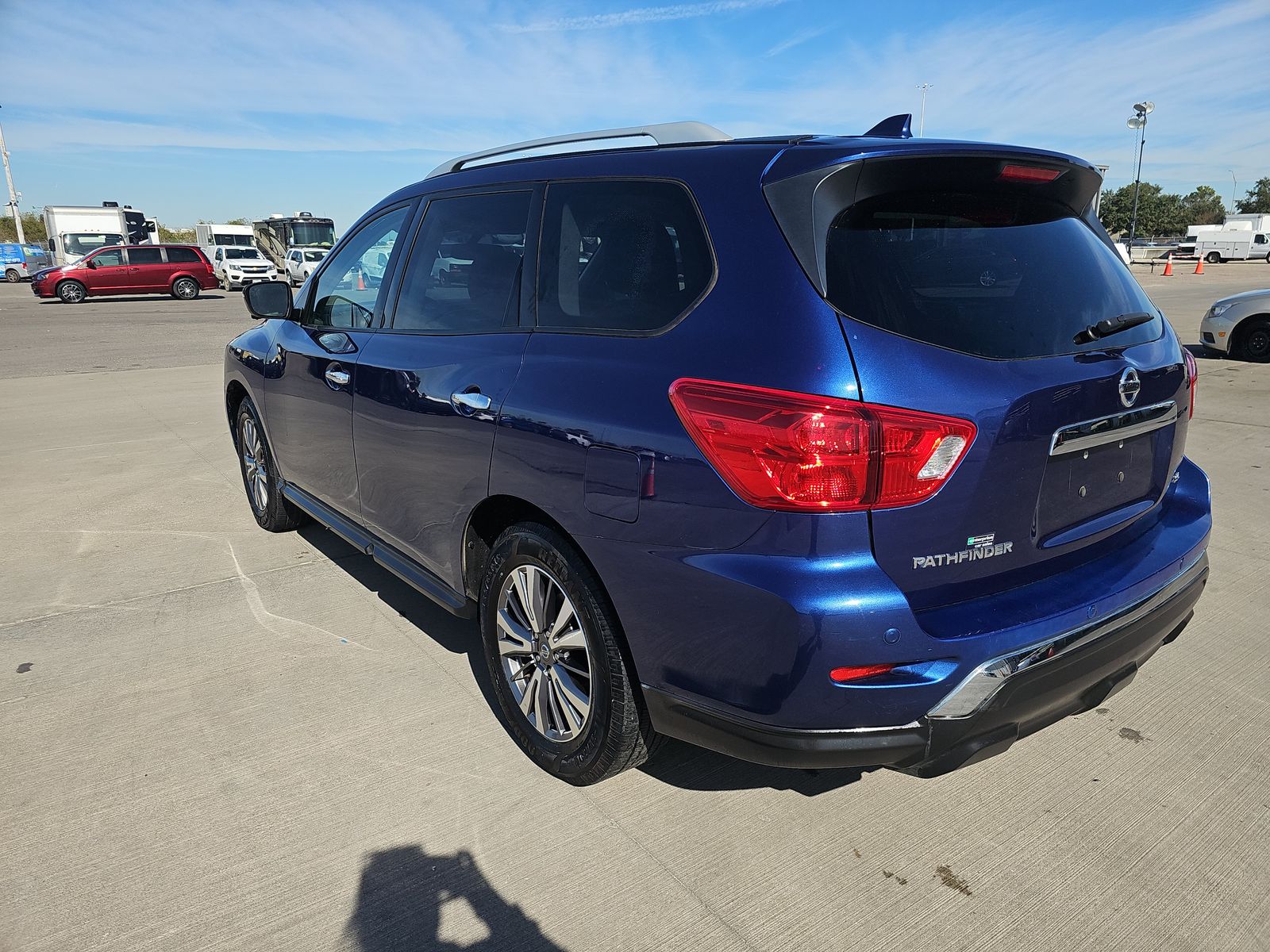 2019 Nissan Pathfinder SL FWD