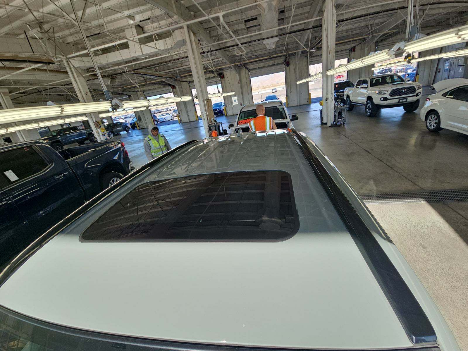 2022 Toyota RAV4 XLE Premium FWD