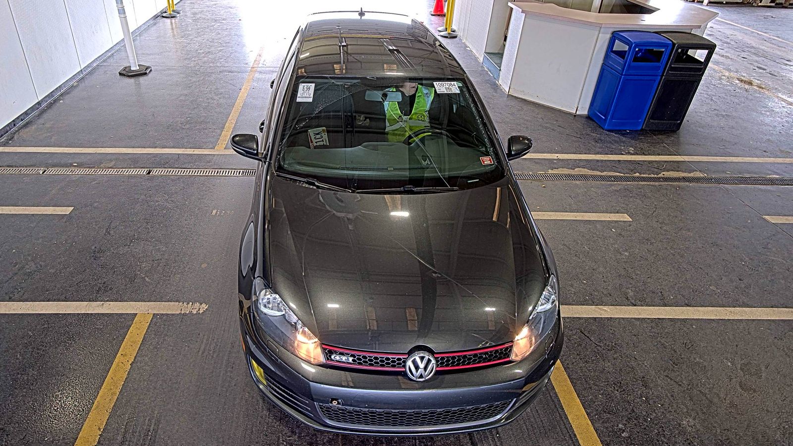 2013 Volkswagen Golf GTI 2.0T Wolfsburg Edition FWD