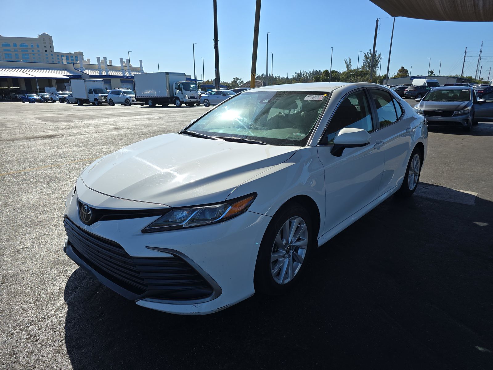 2022 Toyota Camry LE FWD