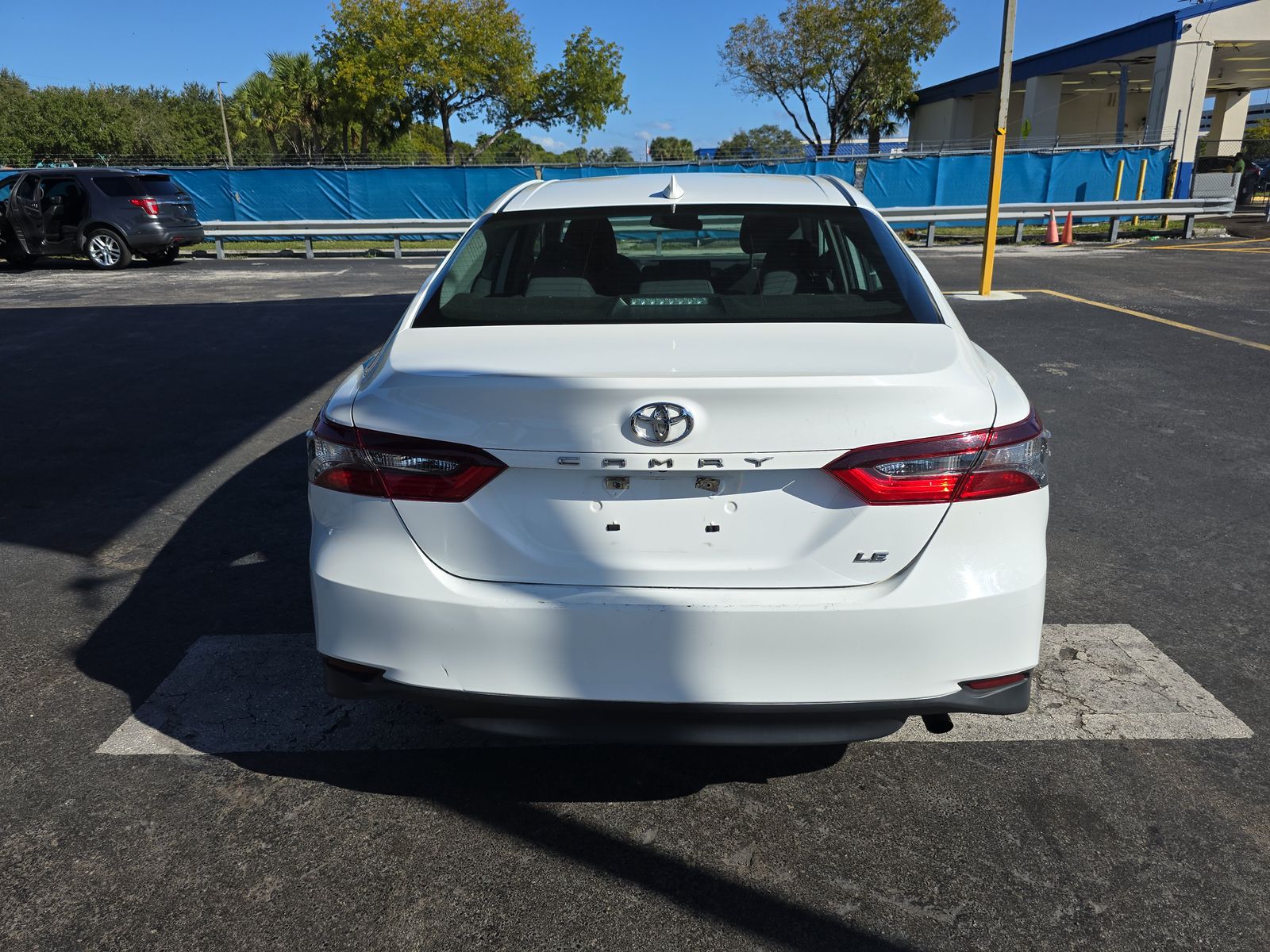 2022 Toyota Camry LE FWD