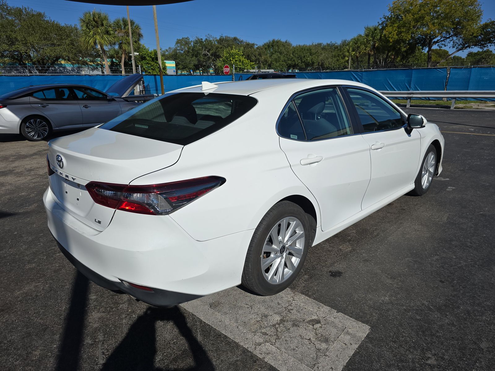 2022 Toyota Camry LE FWD
