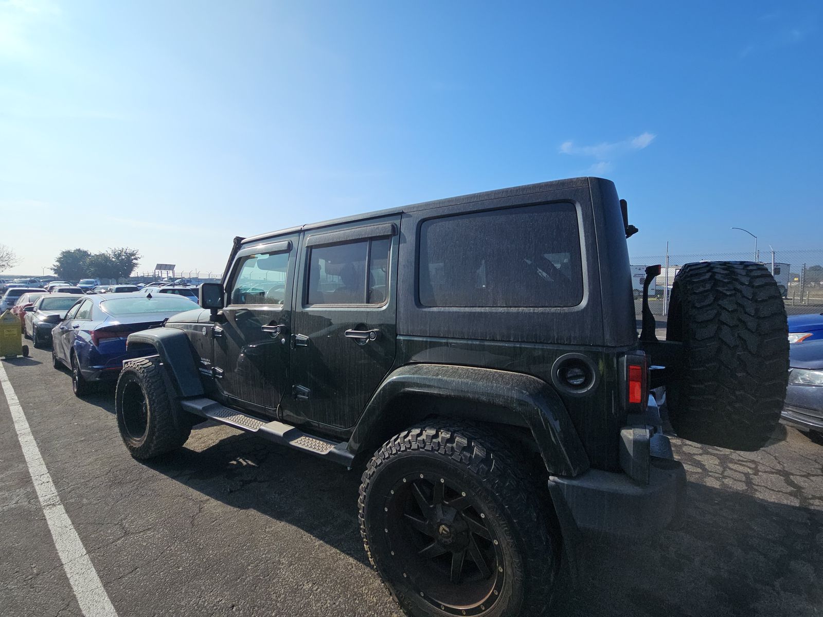 2011 Jeep Wrangler Unlimited Sahara AWD