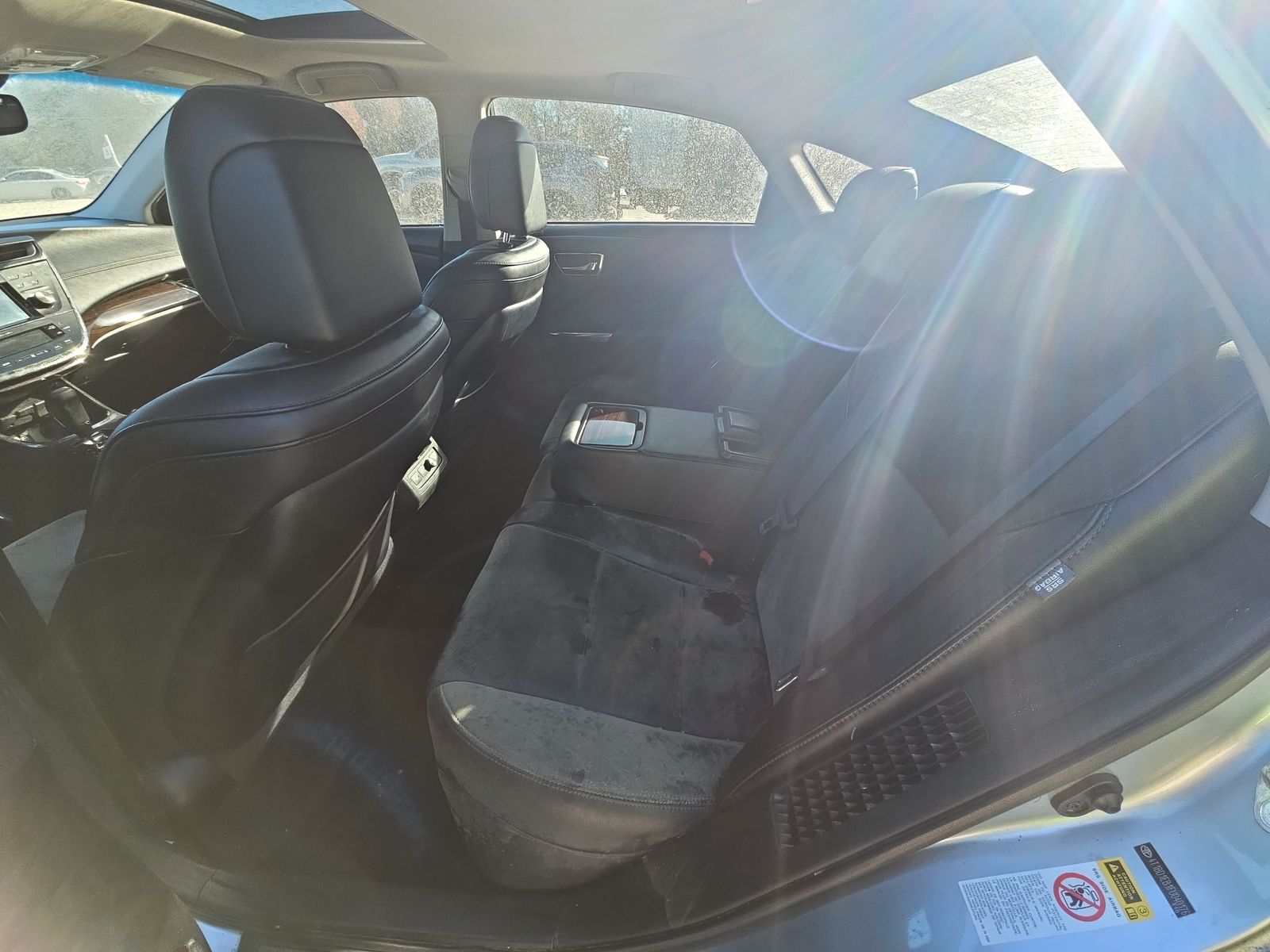 2015 Toyota Avalon Hybrid Limited FWD