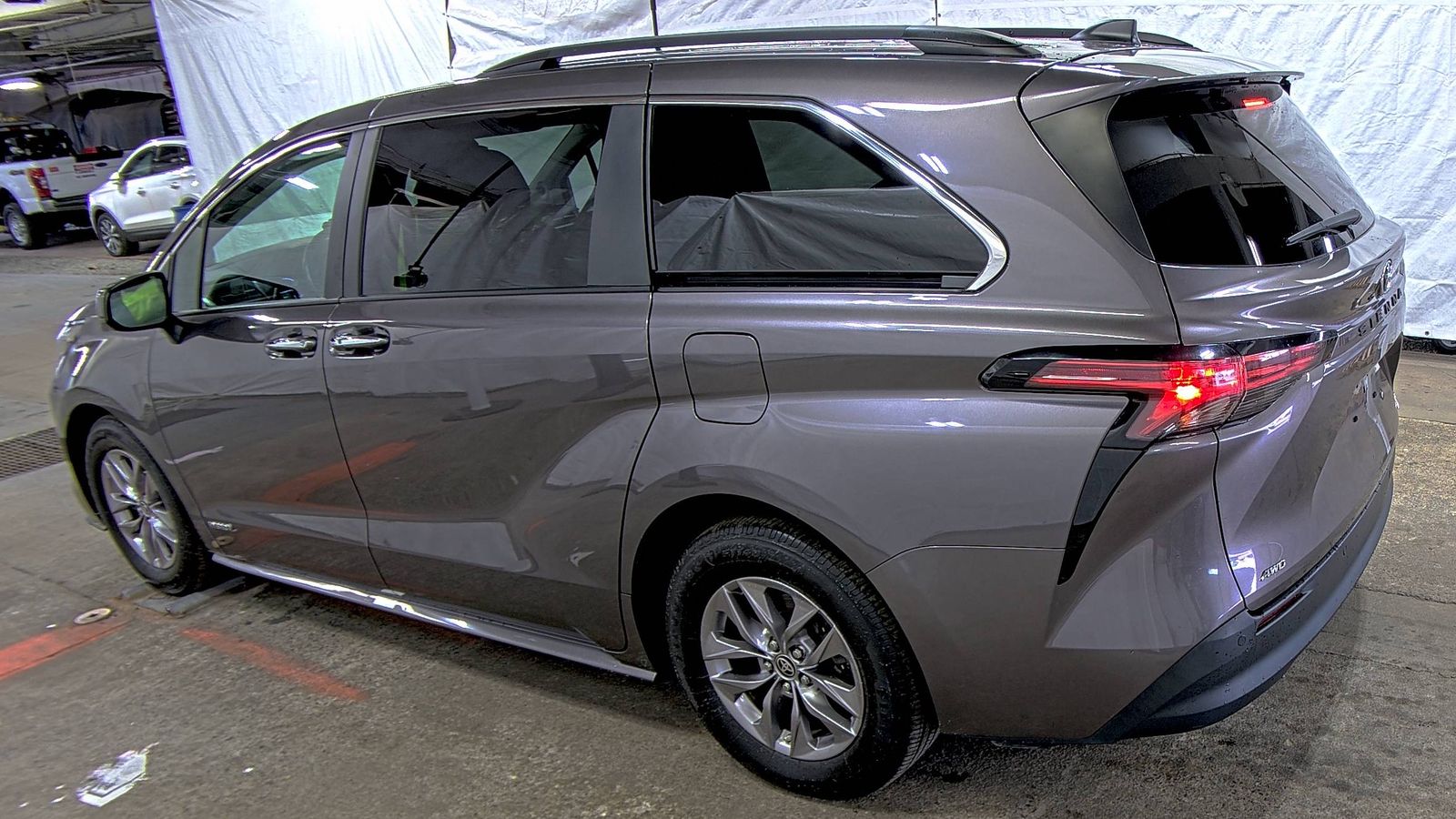 2021 Toyota Sienna XLE AWD