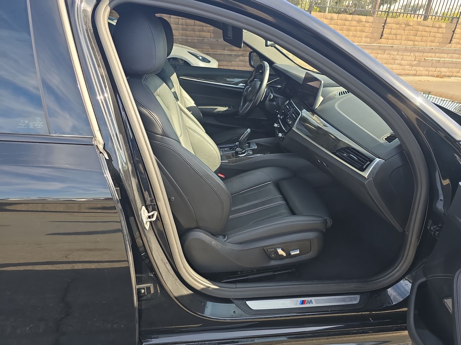 2022 BMW 5 Series 540i RWD