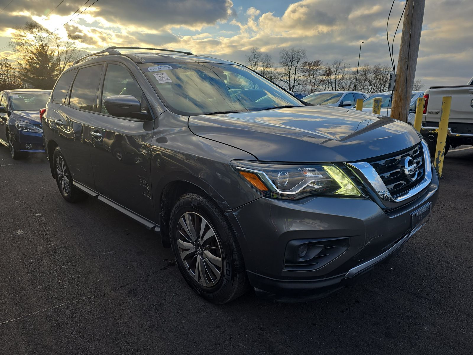 2019 Nissan Pathfinder S FWD