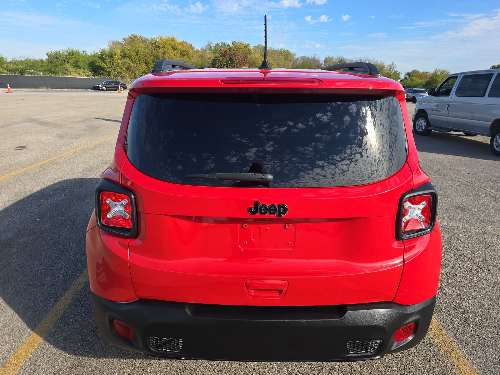 2019 Jeep Renegade Latitude Altitude Edition FWD