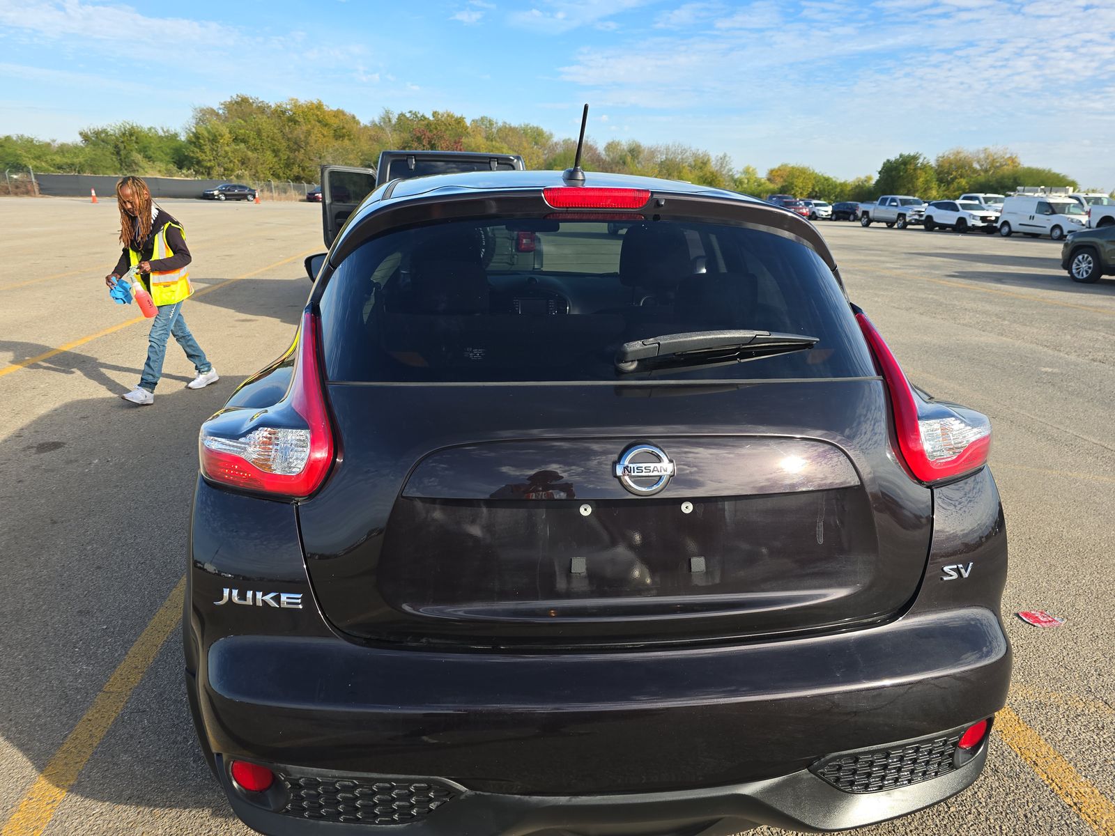 2015 Nissan JUKE SV FWD