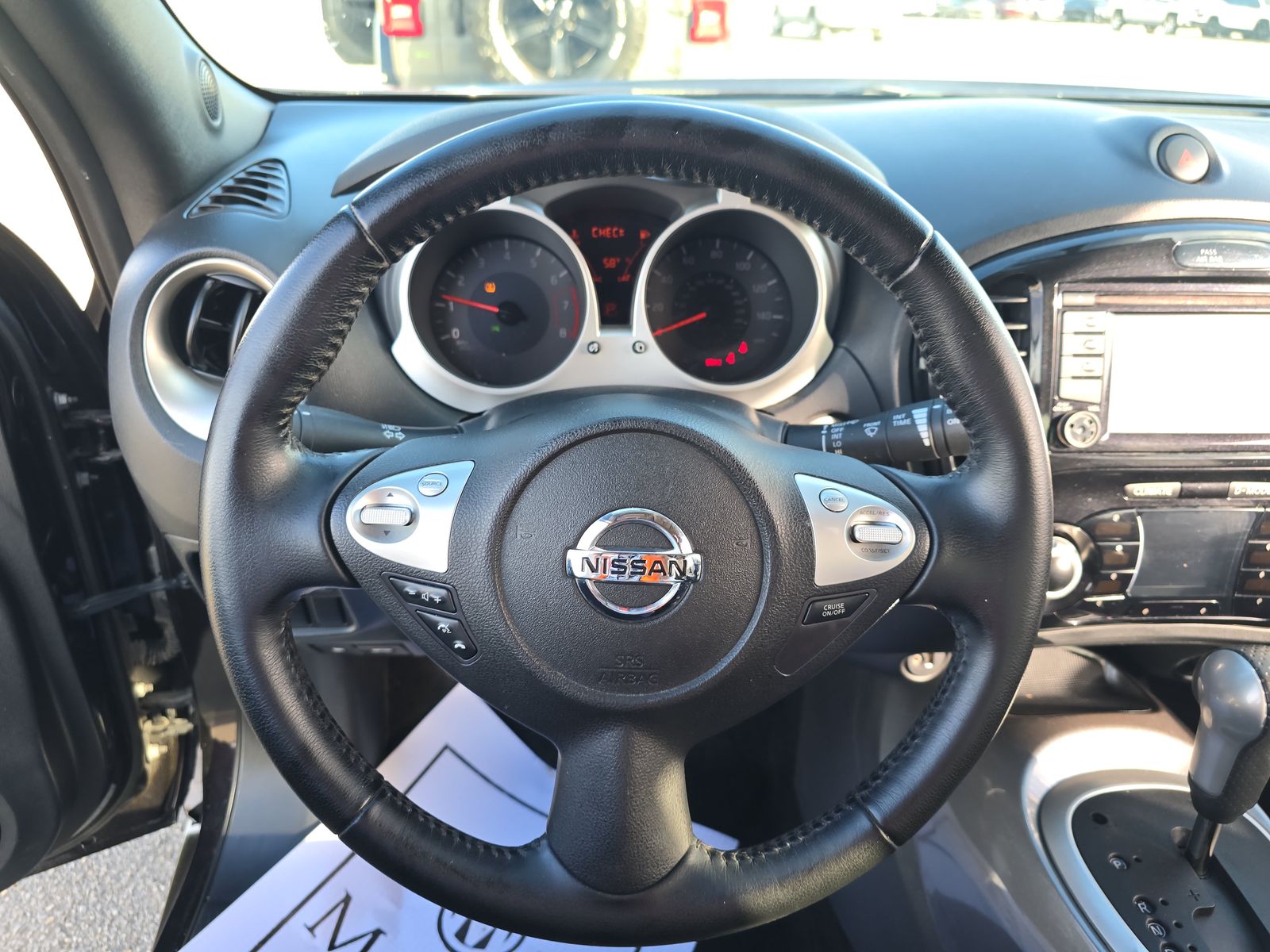 2015 Nissan JUKE SV FWD