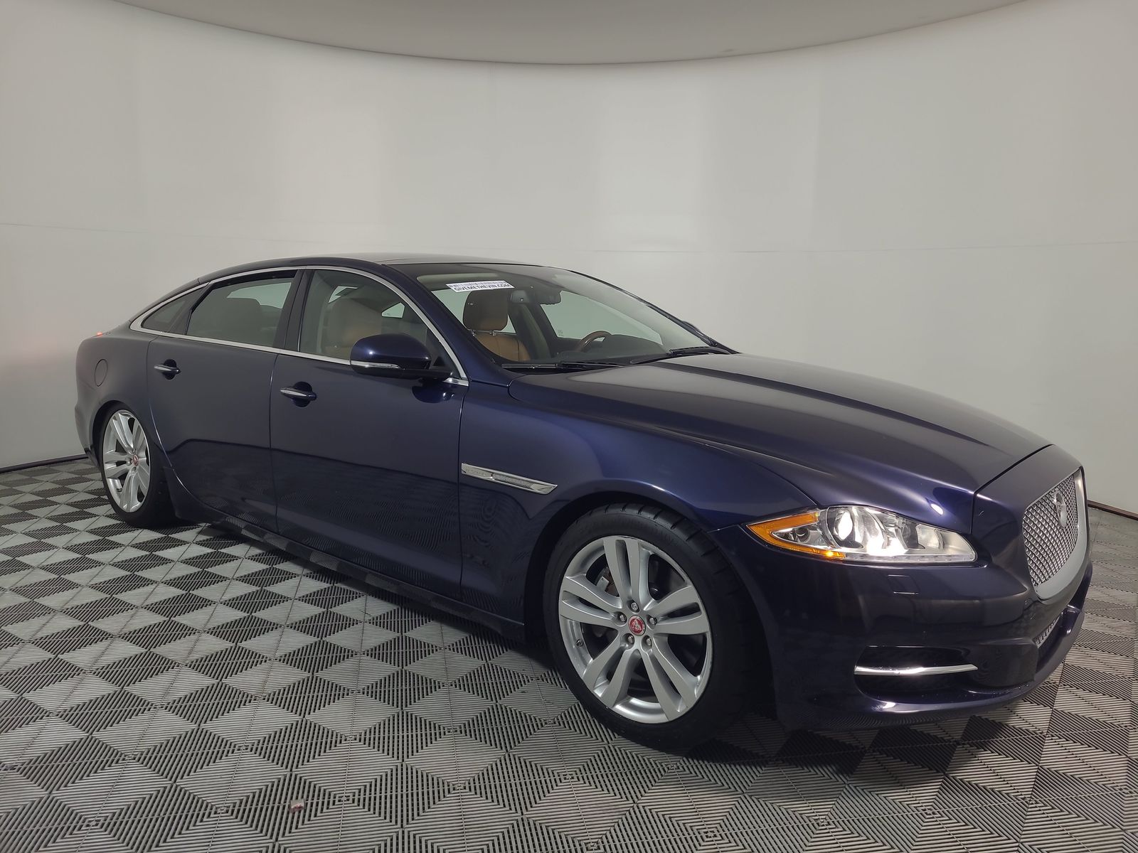 2015 Jaguar XJ L Portfolio RWD