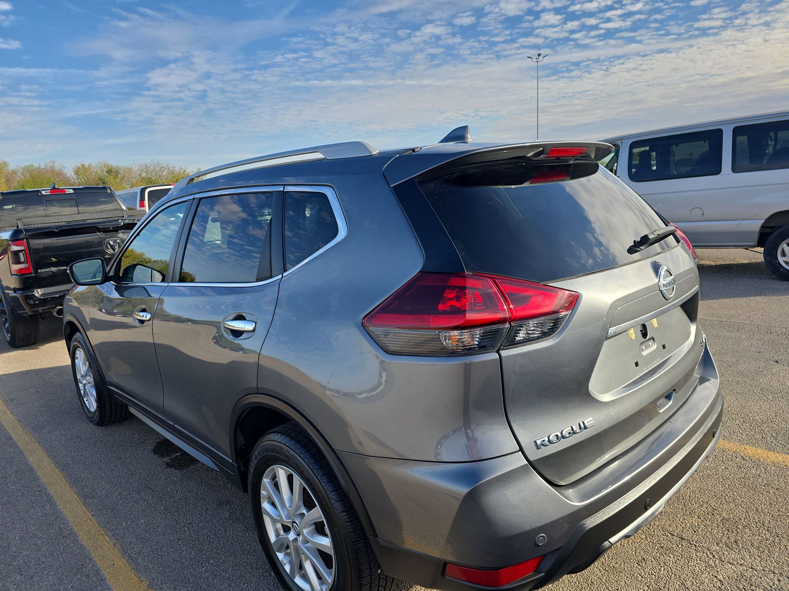 2020 Nissan Rogue SV AWD