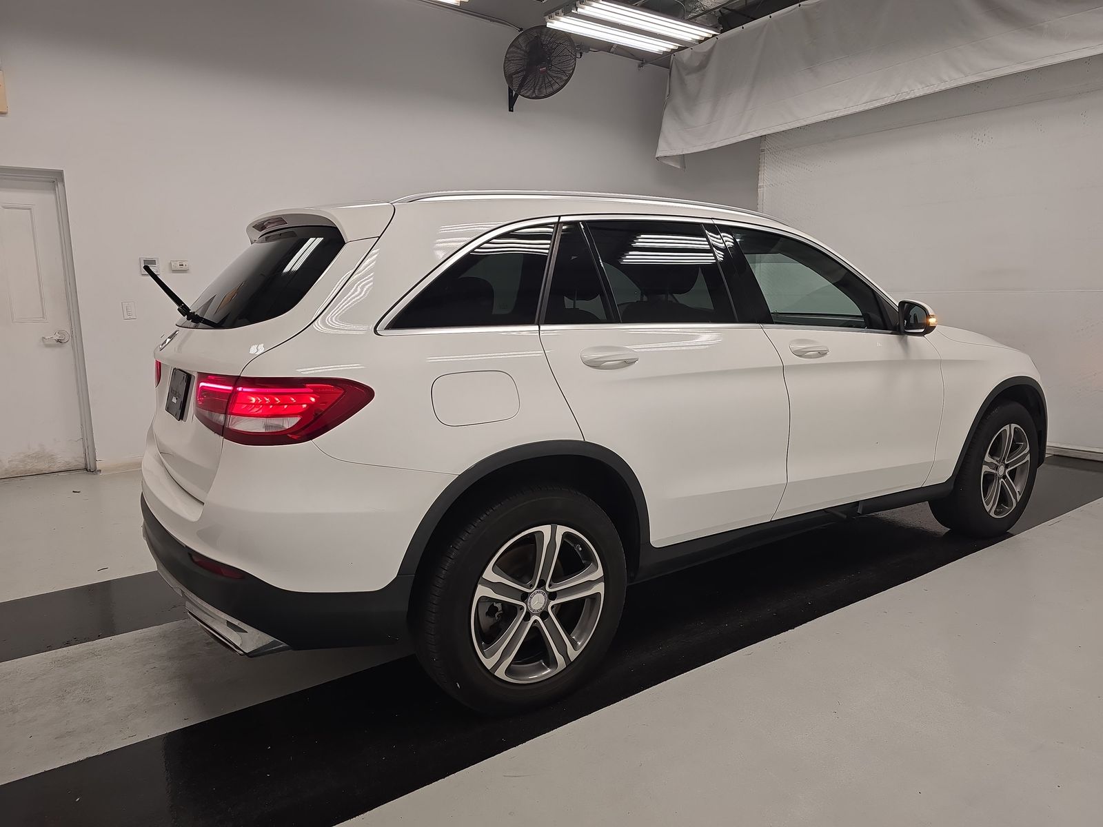 2017 Mercedes-Benz GLC GLC 300 RWD