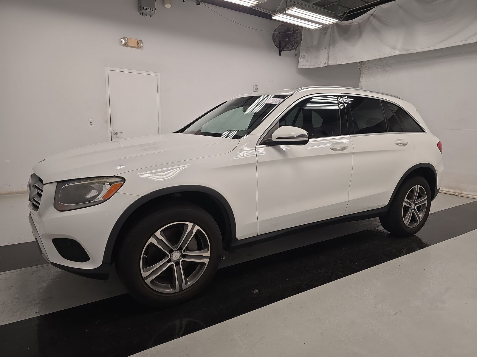 2017 Mercedes-Benz GLC GLC 300 RWD