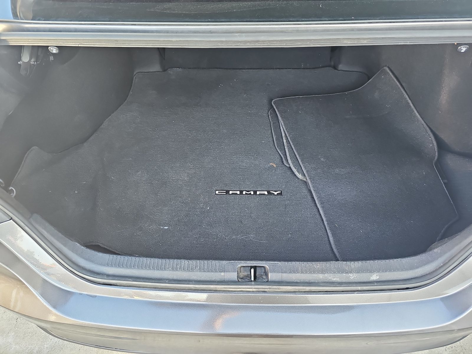 2021 Toyota Camry LE FWD