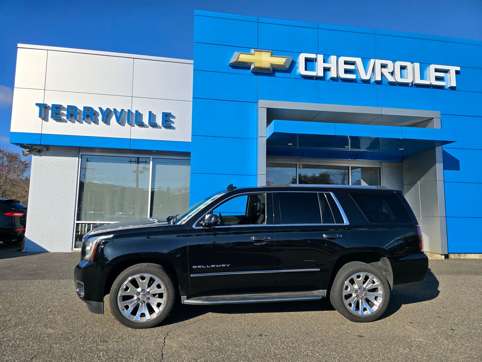 2017 GMC Yukon Denali 5SA