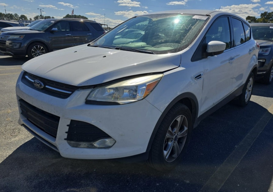 2015 Ford Escape SE