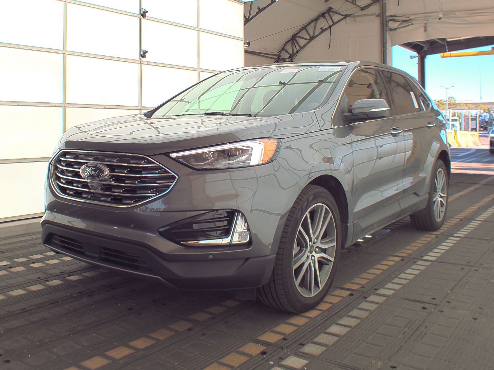 2024 Ford Edge Titanium