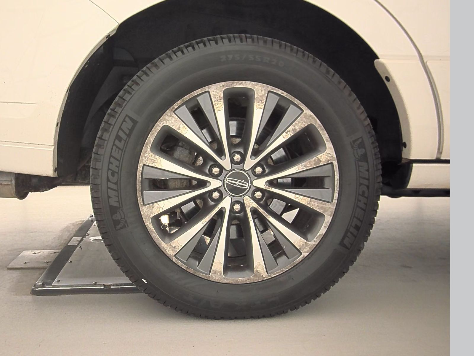 2015 Lincoln Navigator Base AWD