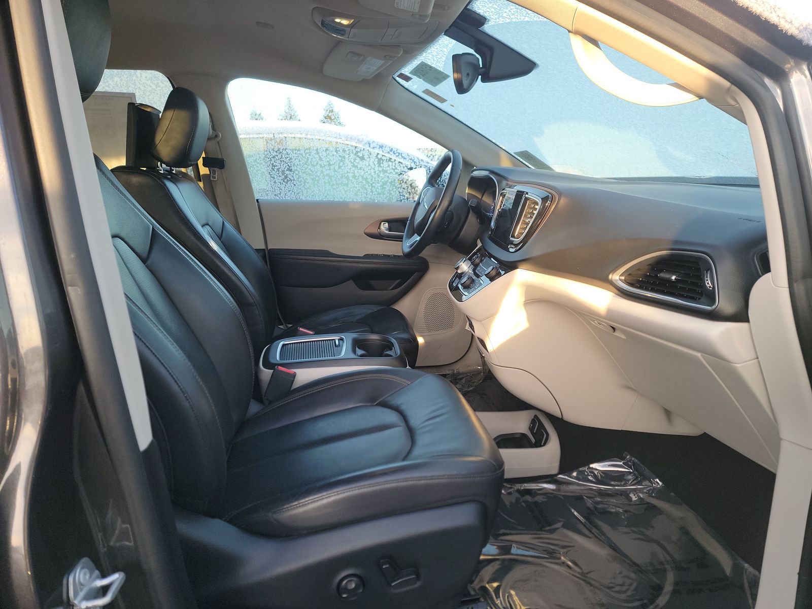 2017 Chrysler Pacifica Touring L Plus FWD